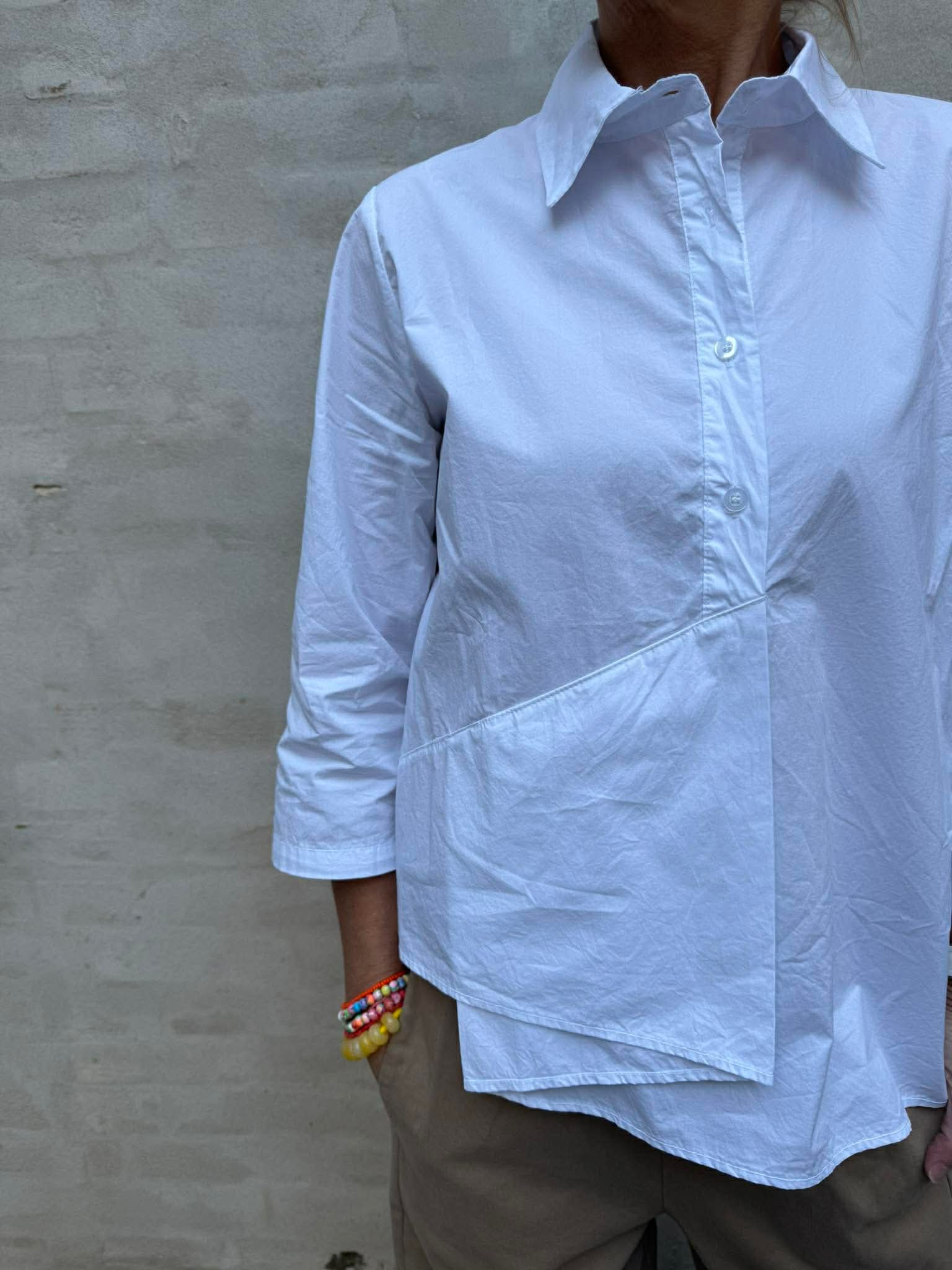 Must Have Shirt - White