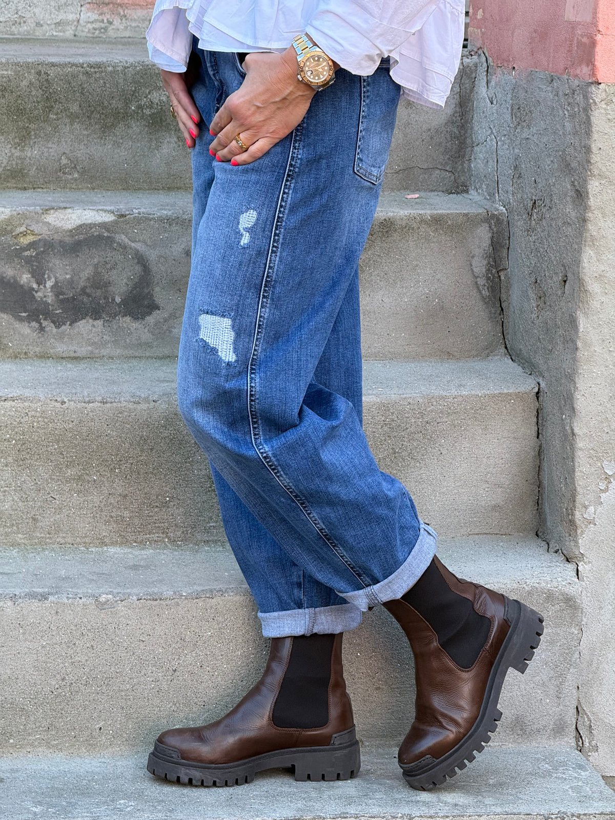 Riley Barrel Relaxed Fit - Medium Blue Destory Washed