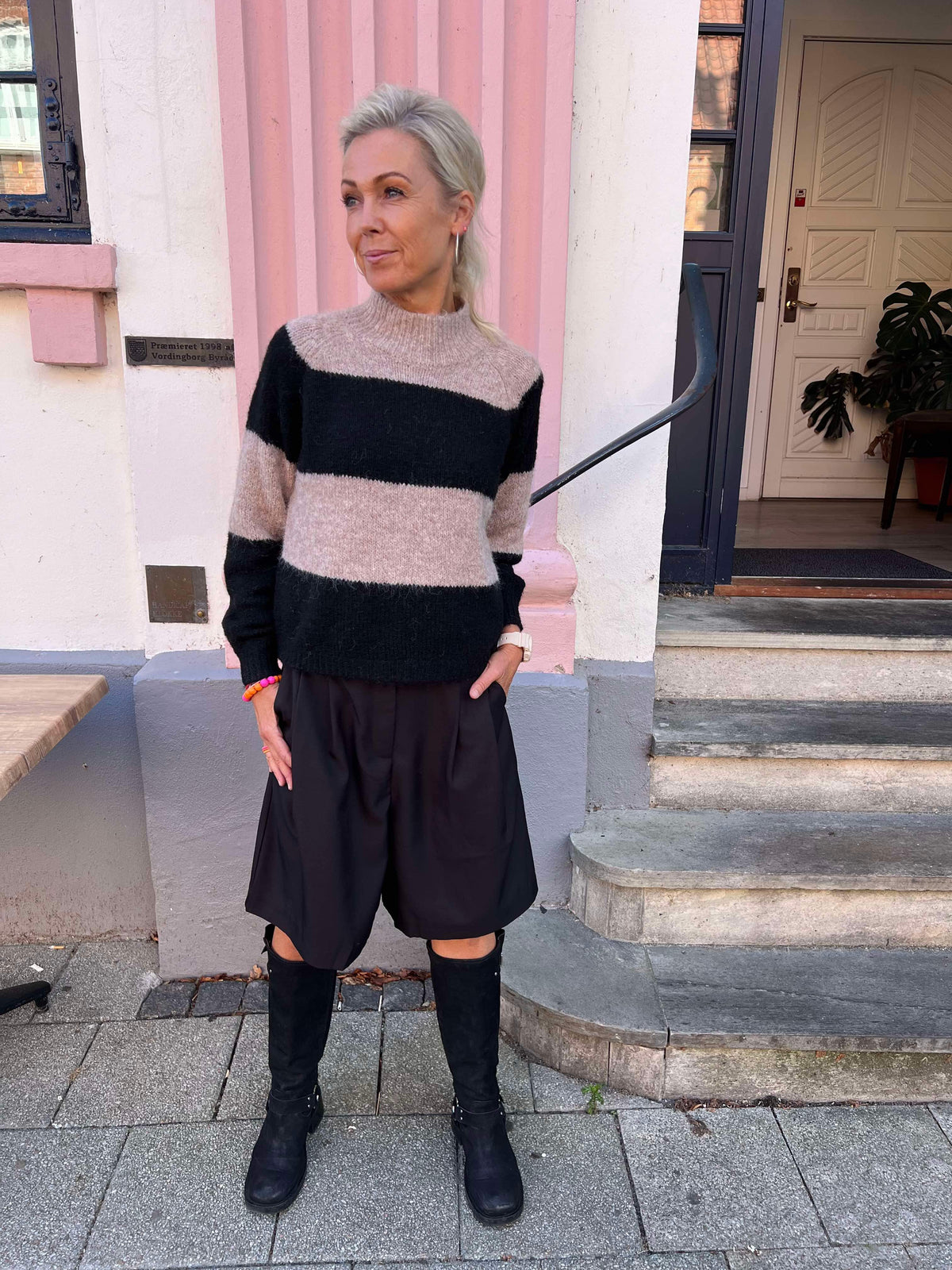 Nika Bermuda Shorts - Black