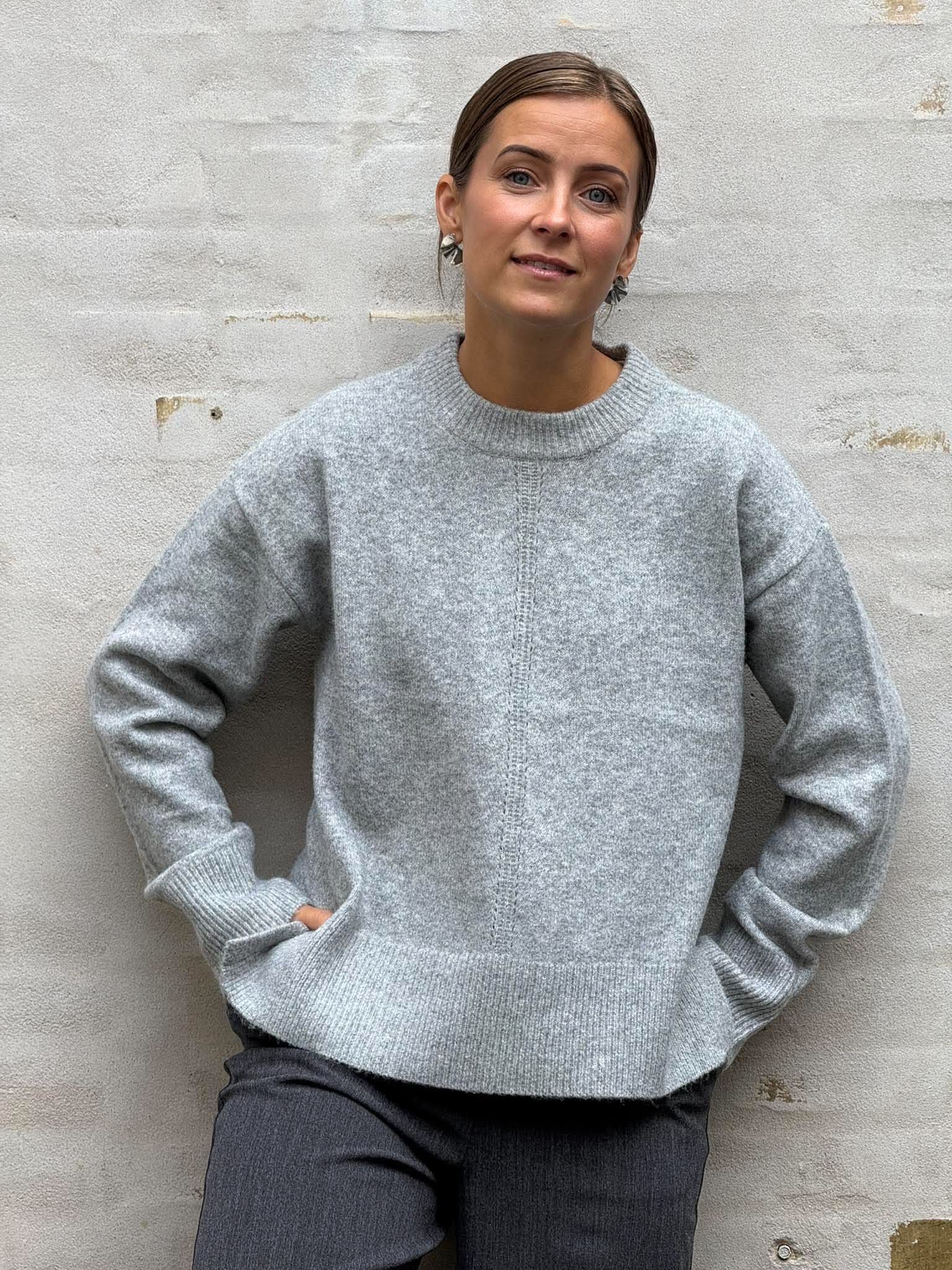 JUNO L/S LO O-NECK KNIT - Medium Grey Melange