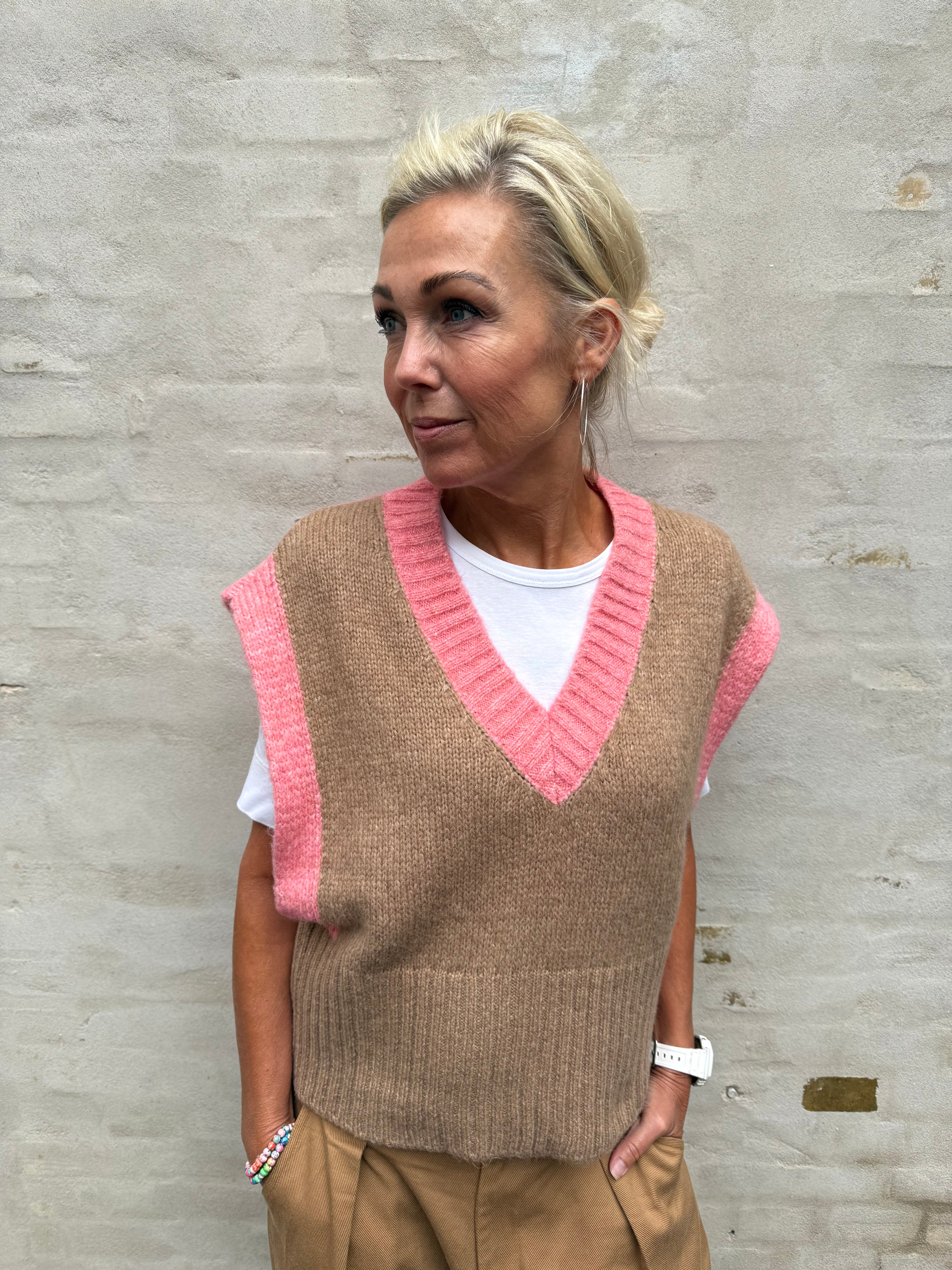 Candice Vest - Beige/Coral