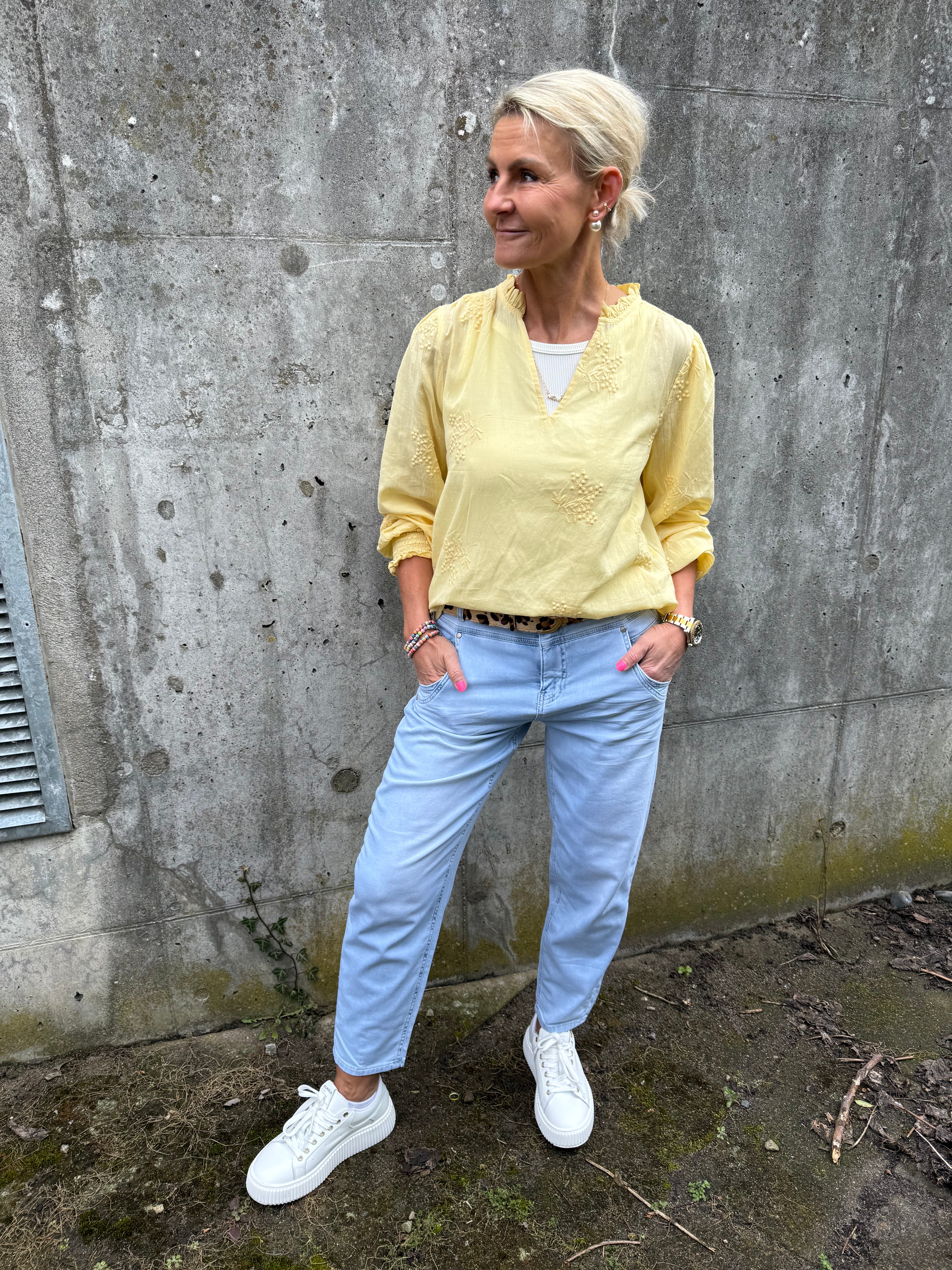 Karlie Barrel High Waist - Ultra Bleached Wash