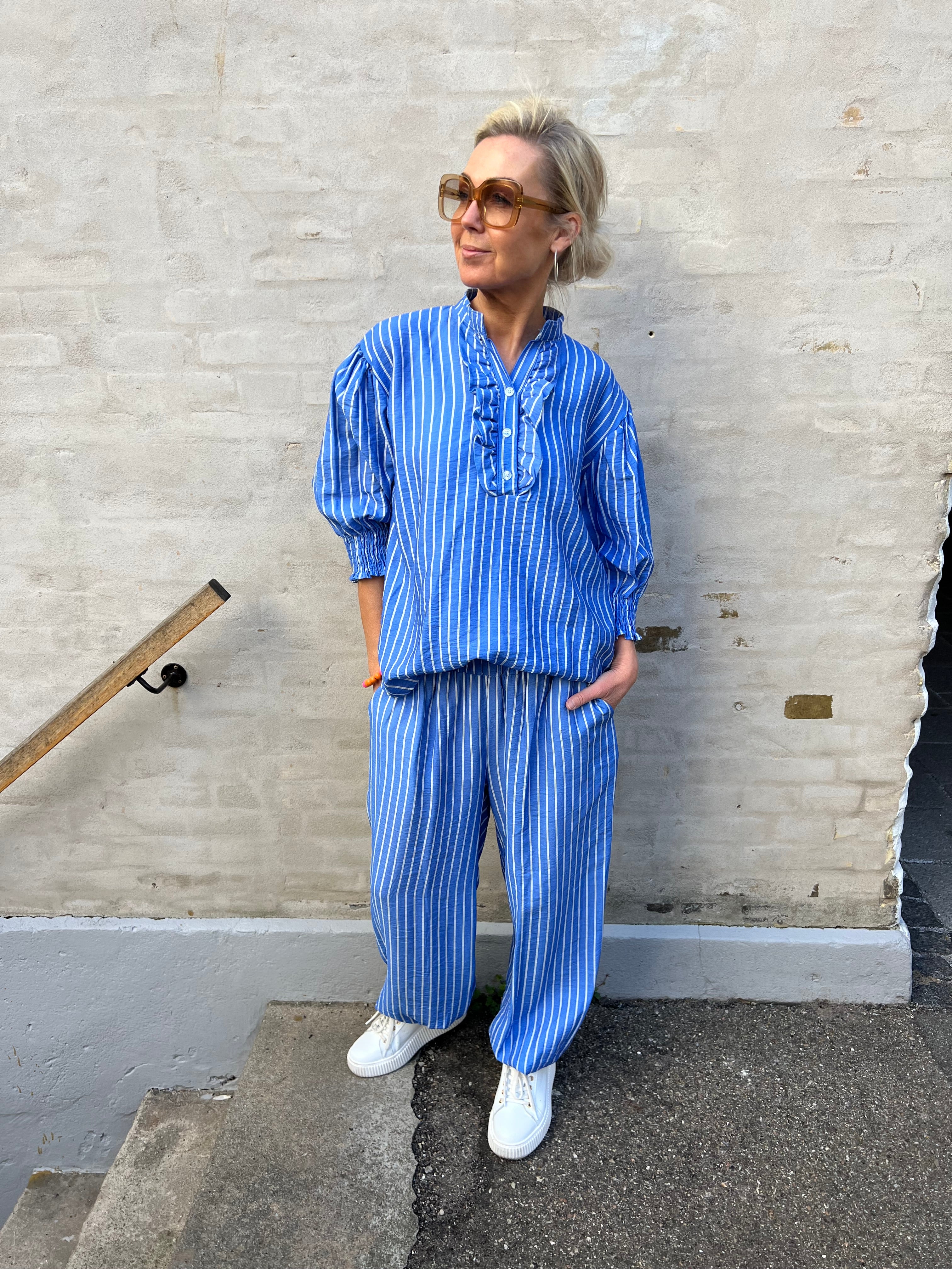 Charlie shirt blue stripe