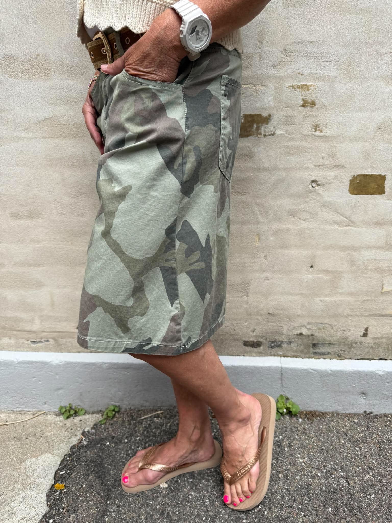 Crush Shorts - Beige Camo