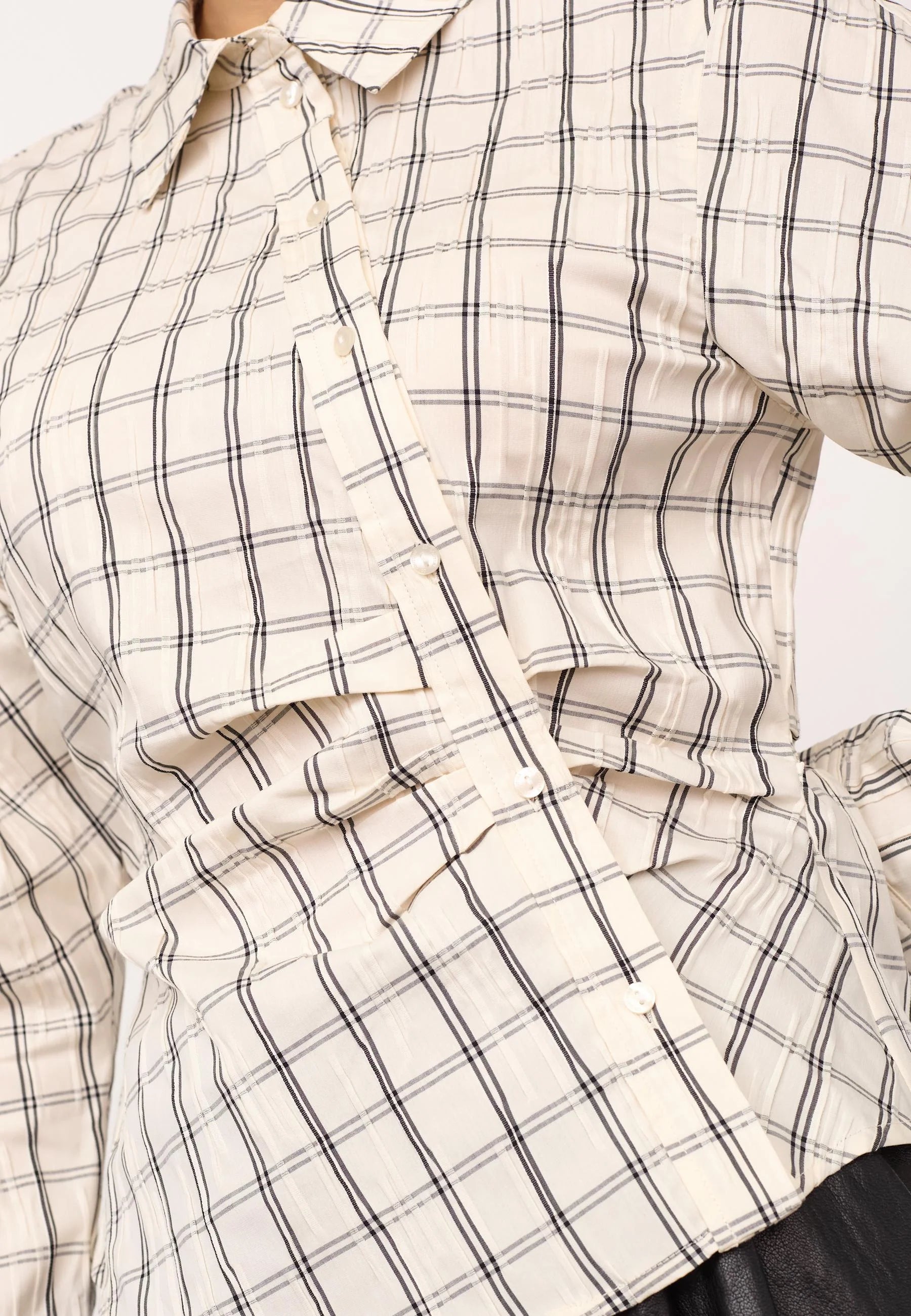 BisoCC Asym Check Shirt - Off-White