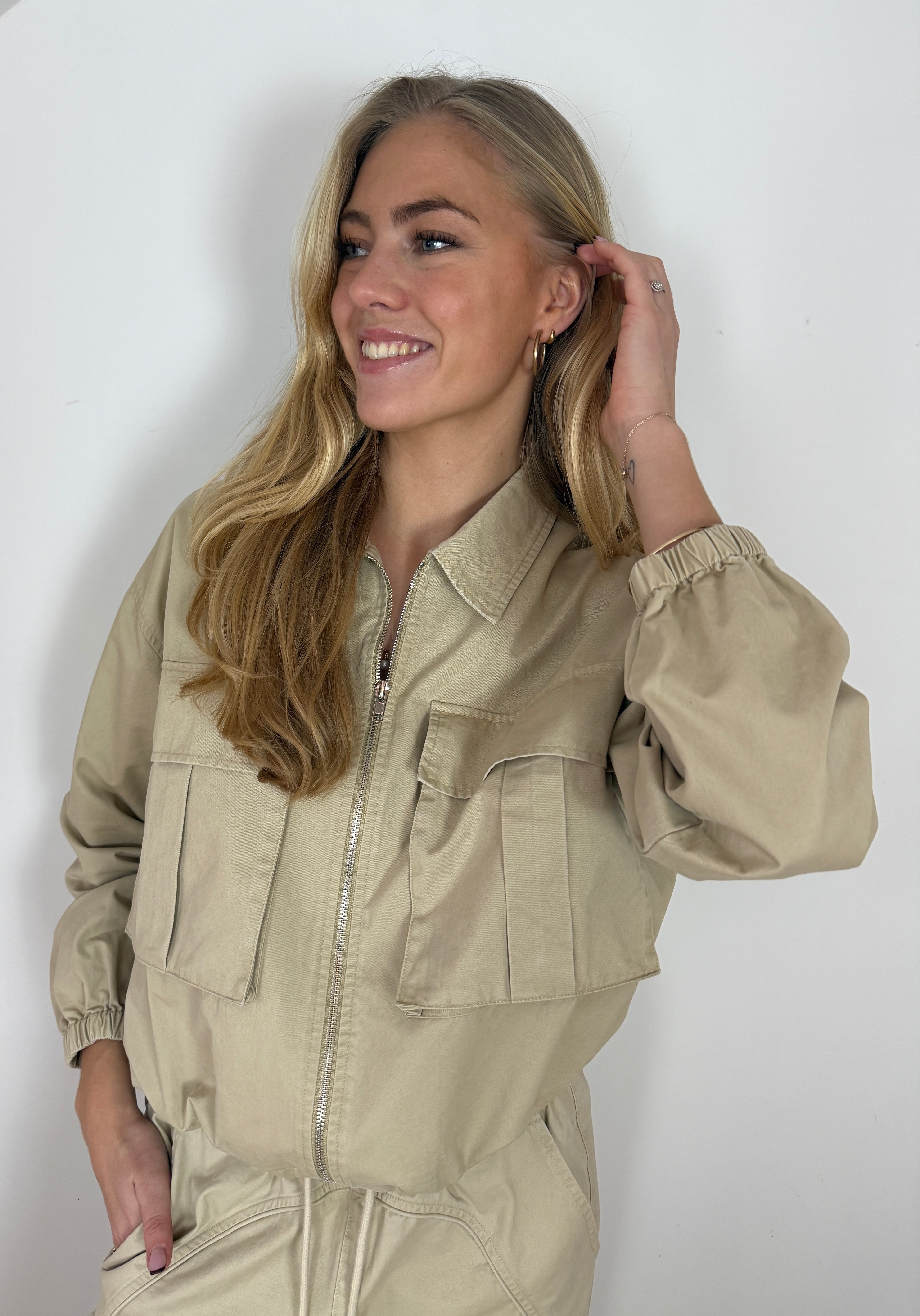 Carrie bomber army - Sand