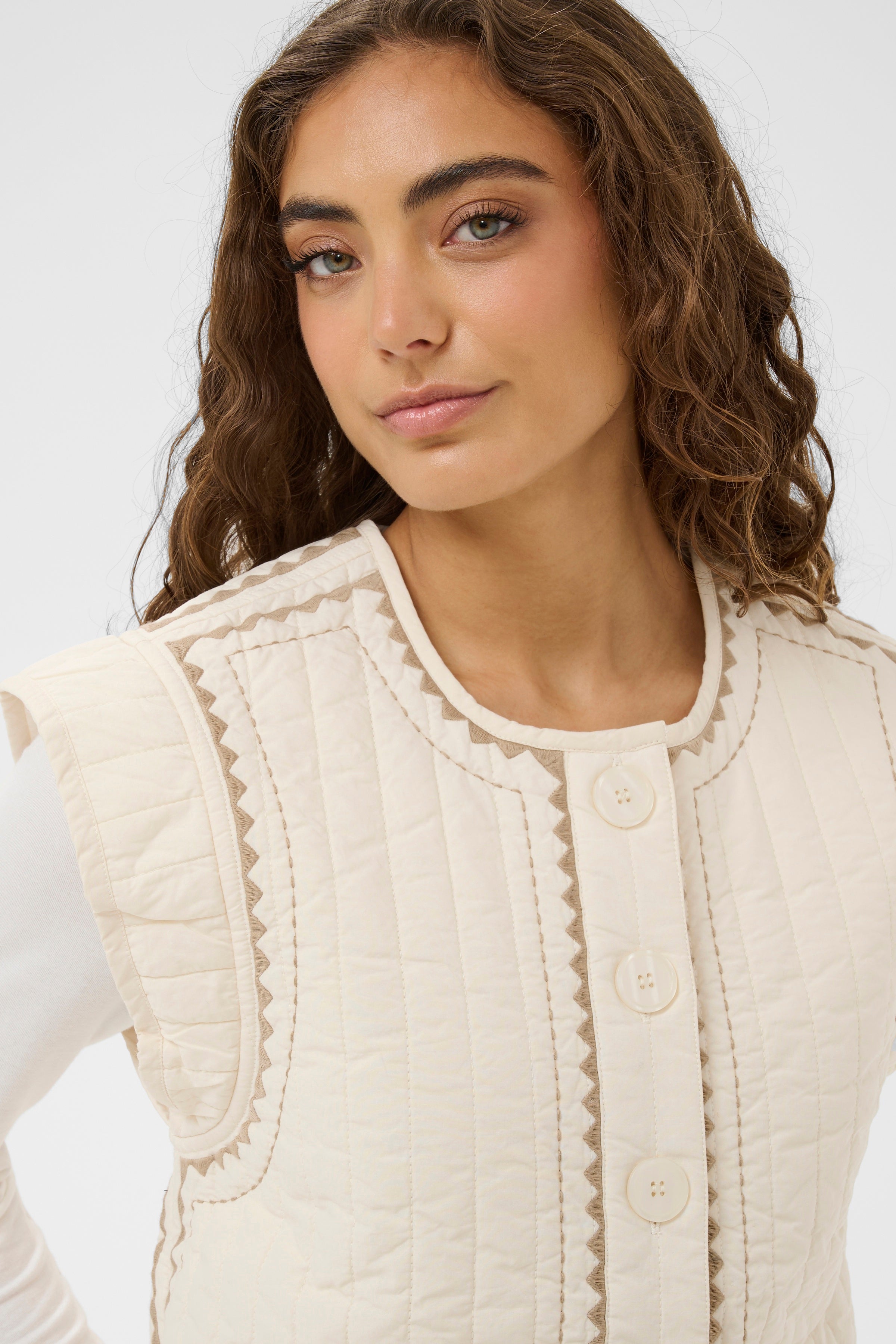 Berglind Waistcoat - Whitecap