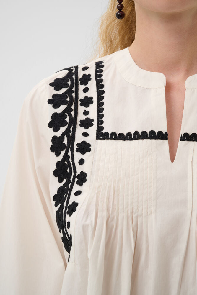 Viba Shirt - Spring Gardenia