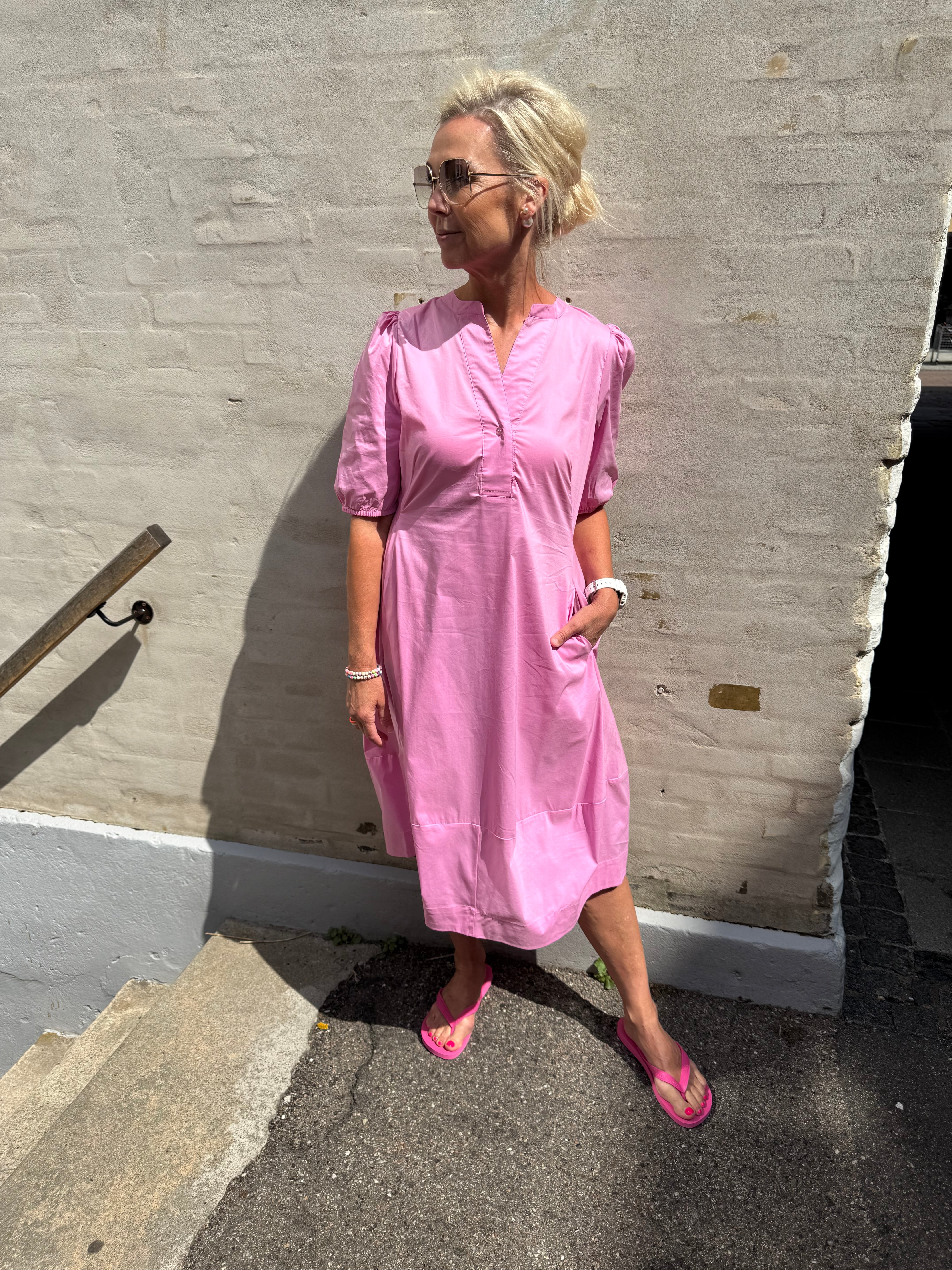 Antoinett SS Placket Dress - Fuchsia Pink