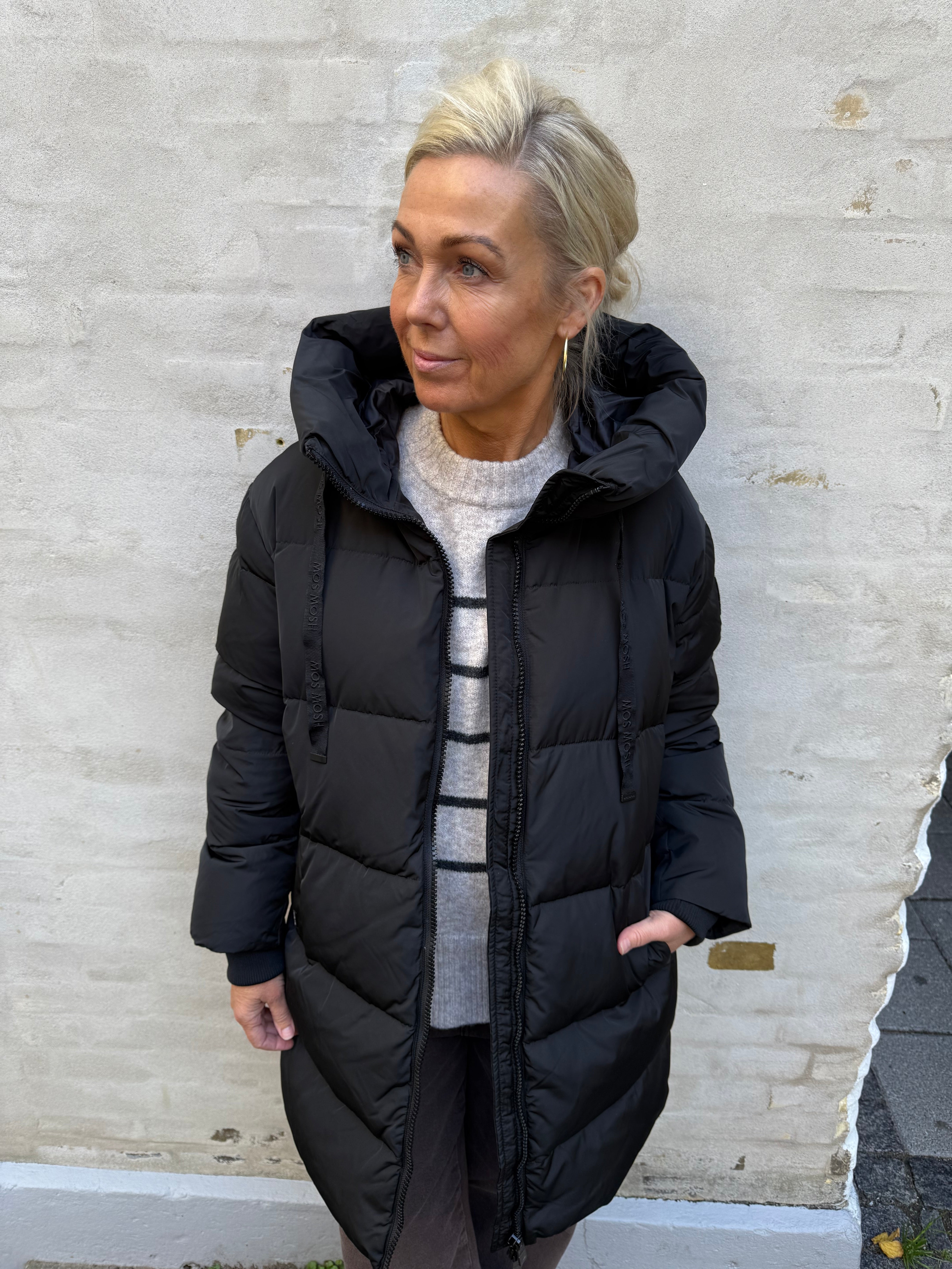 Nova Avon Down Jacket - Black