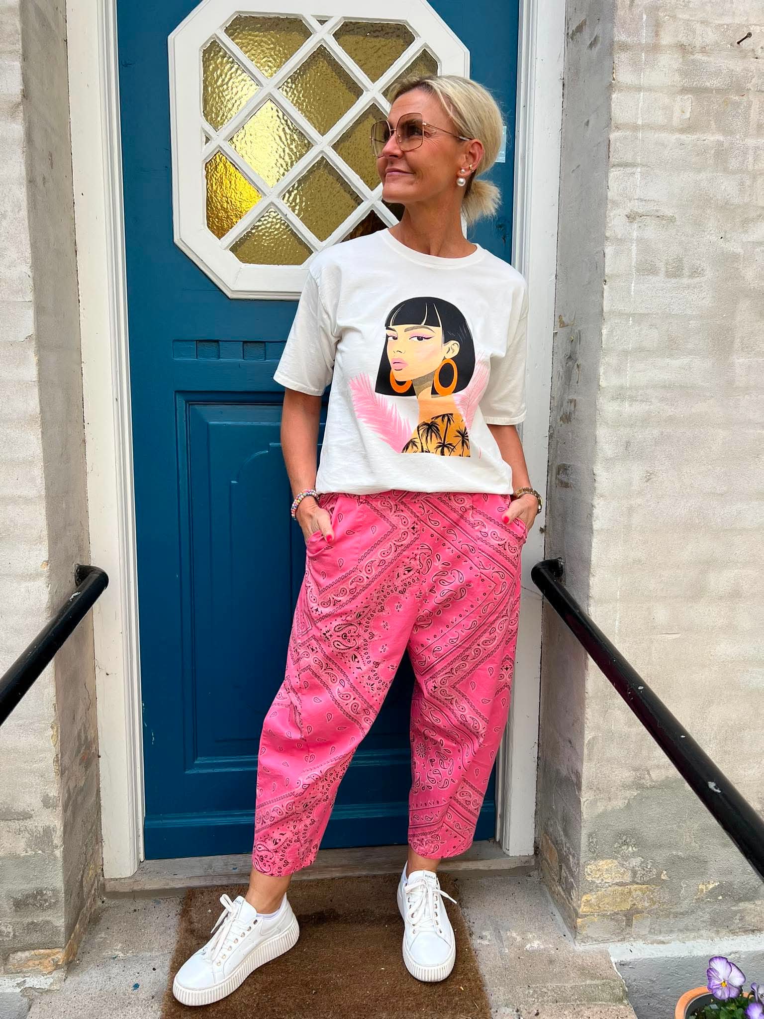 Kleopatra Tee - White/Pink/Orange