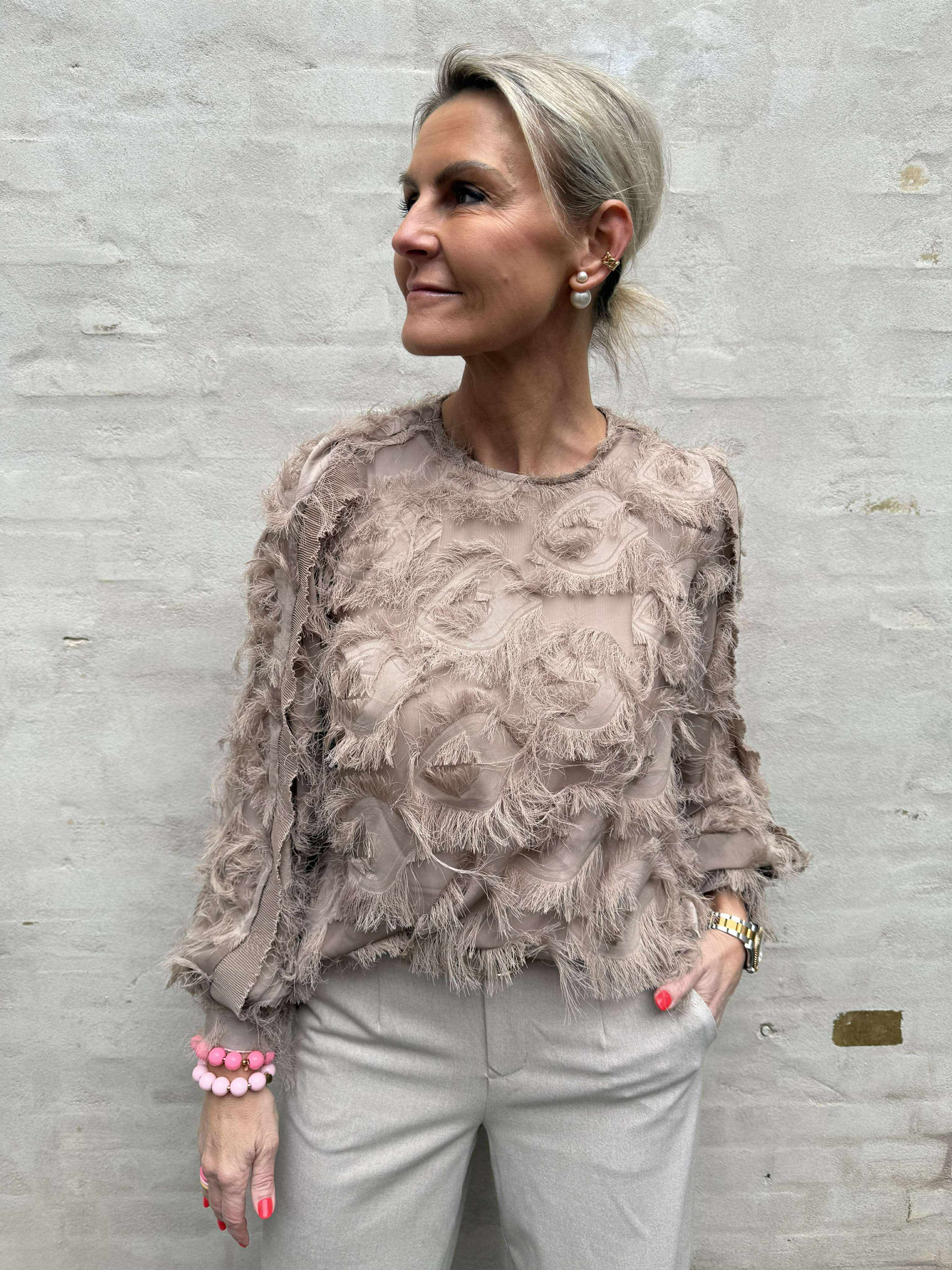 SyraCC Structure Blouse - Walnut