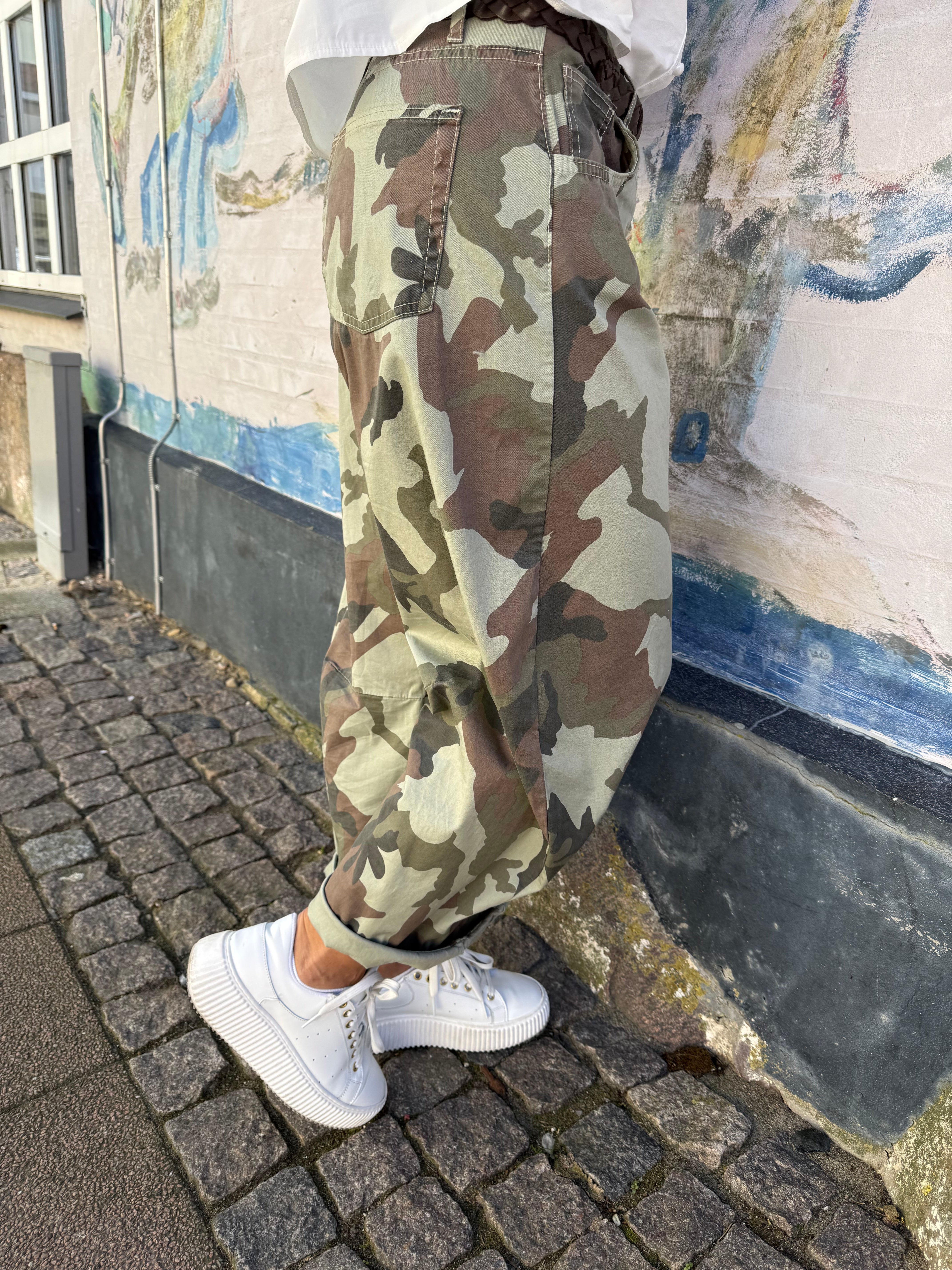 PREORDER-Camo Balo - Beige Camo