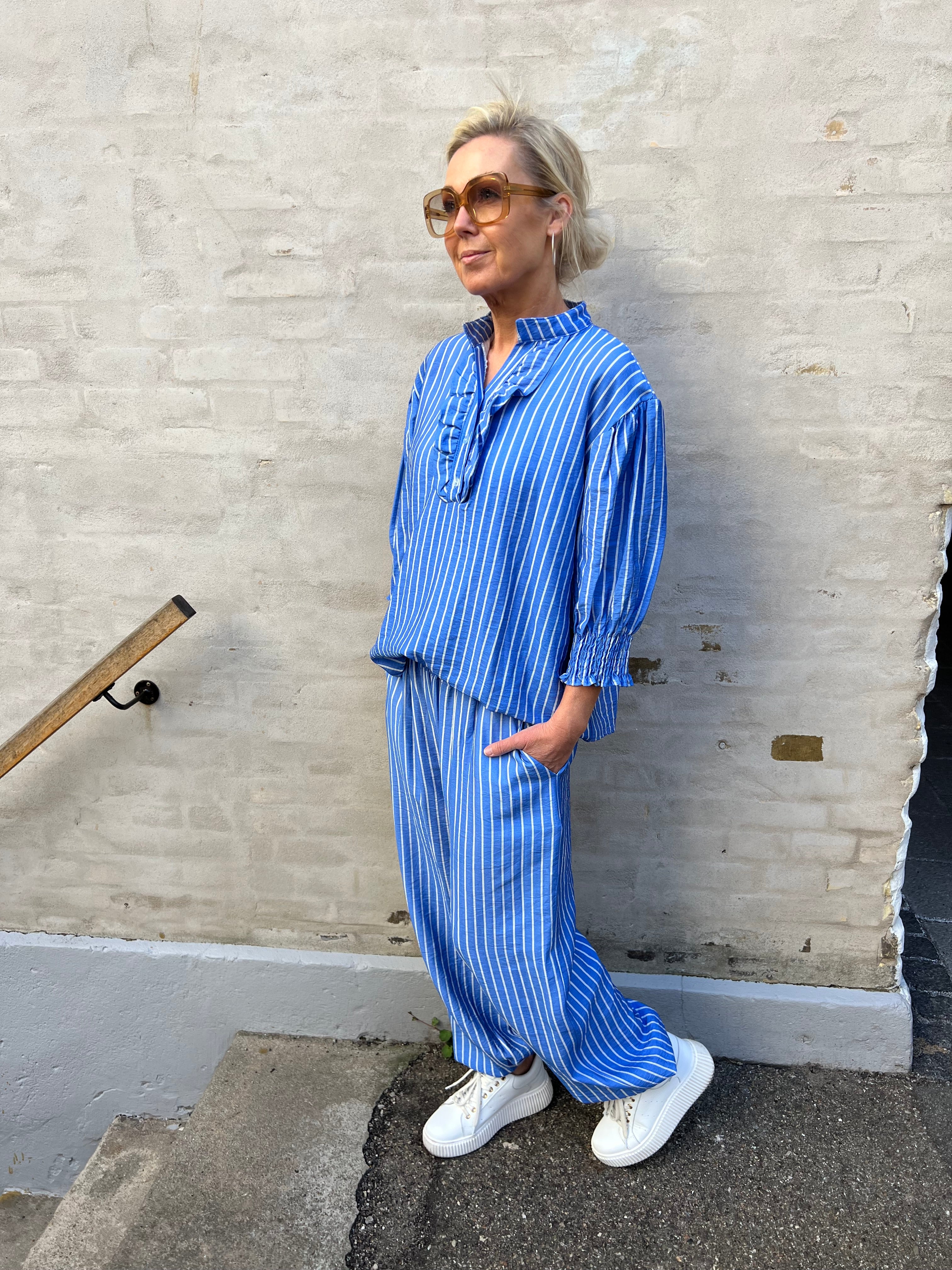 Charlie shirt blue stripe