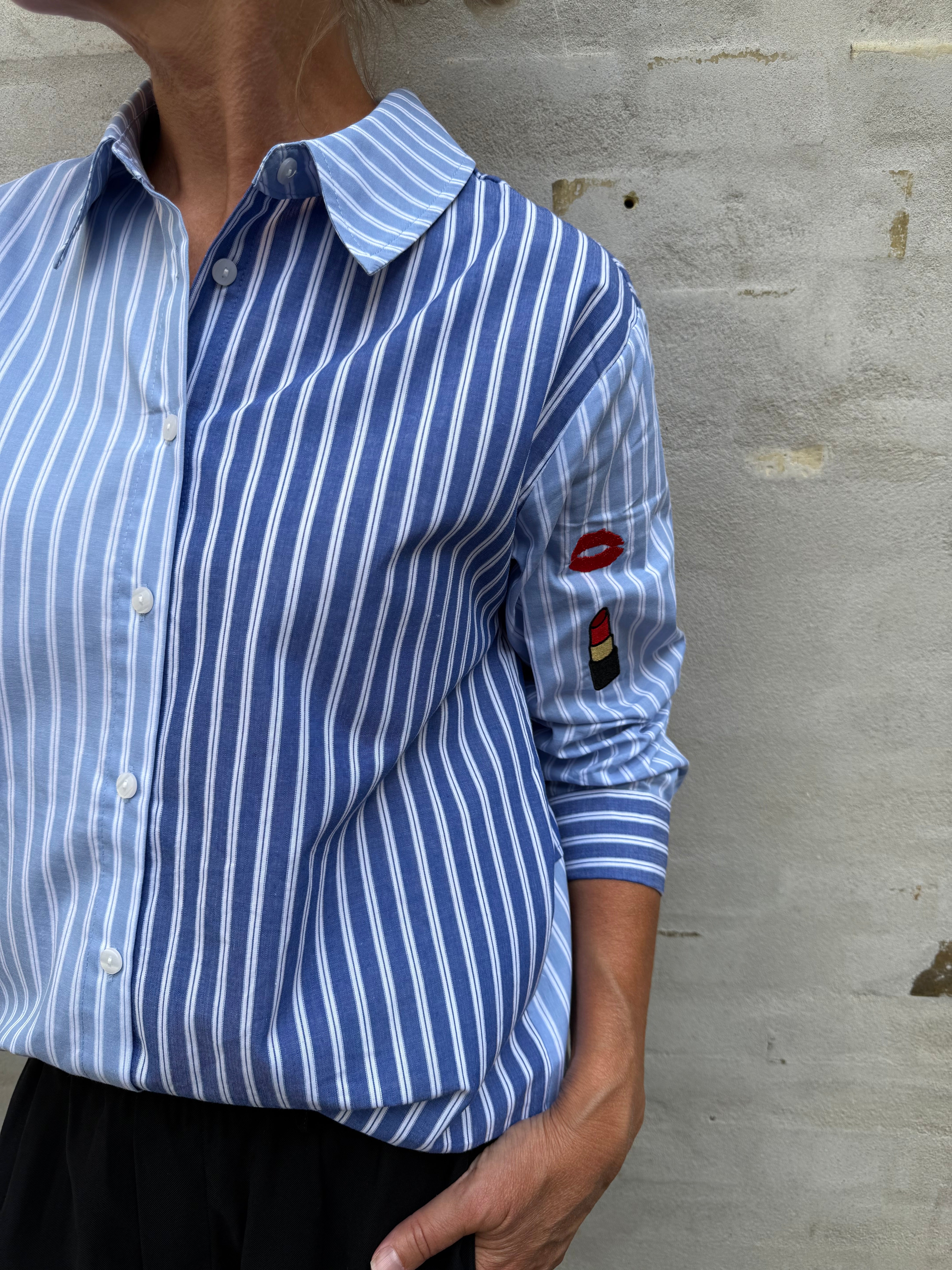 Abila Shirt - Blue/White Stripe