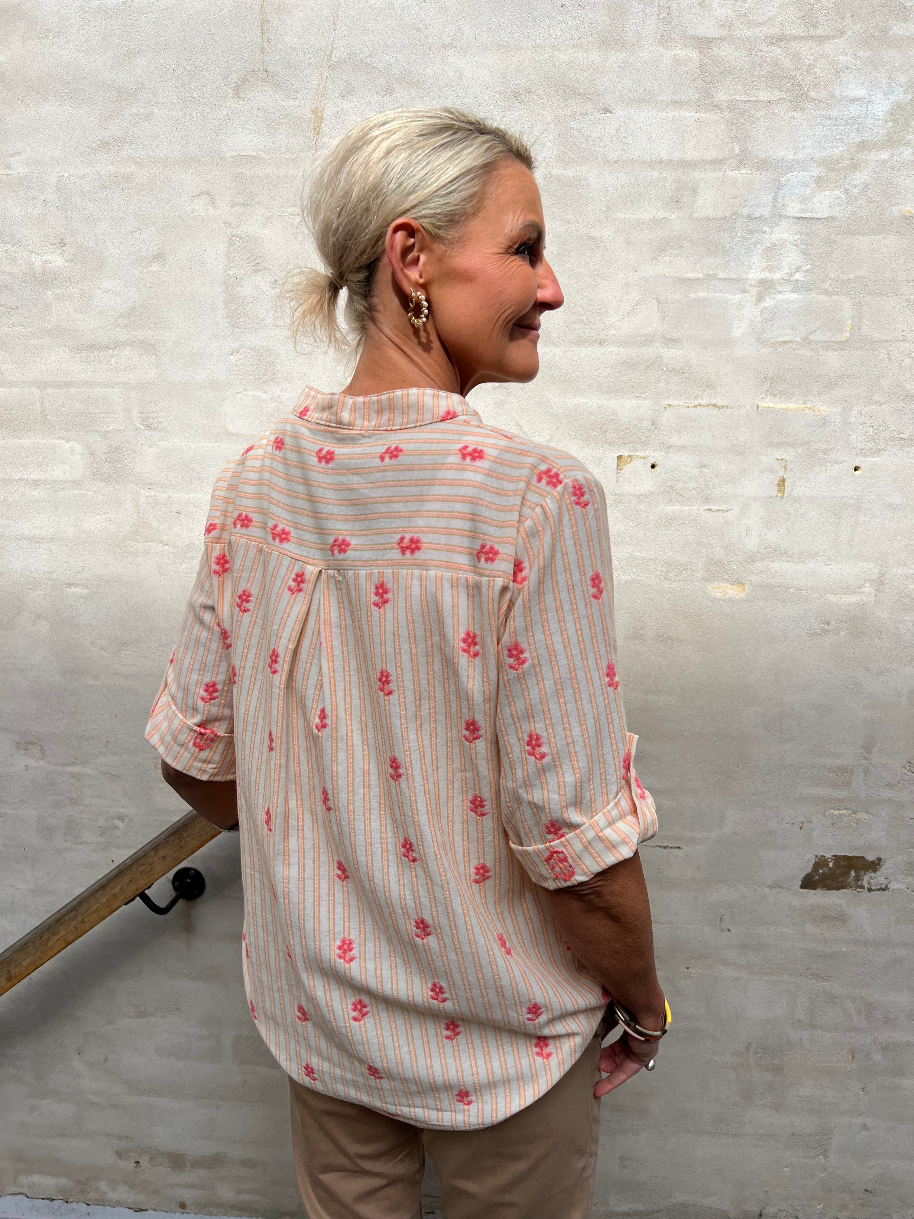 PREORDER-Sabrina shirt corallo 470