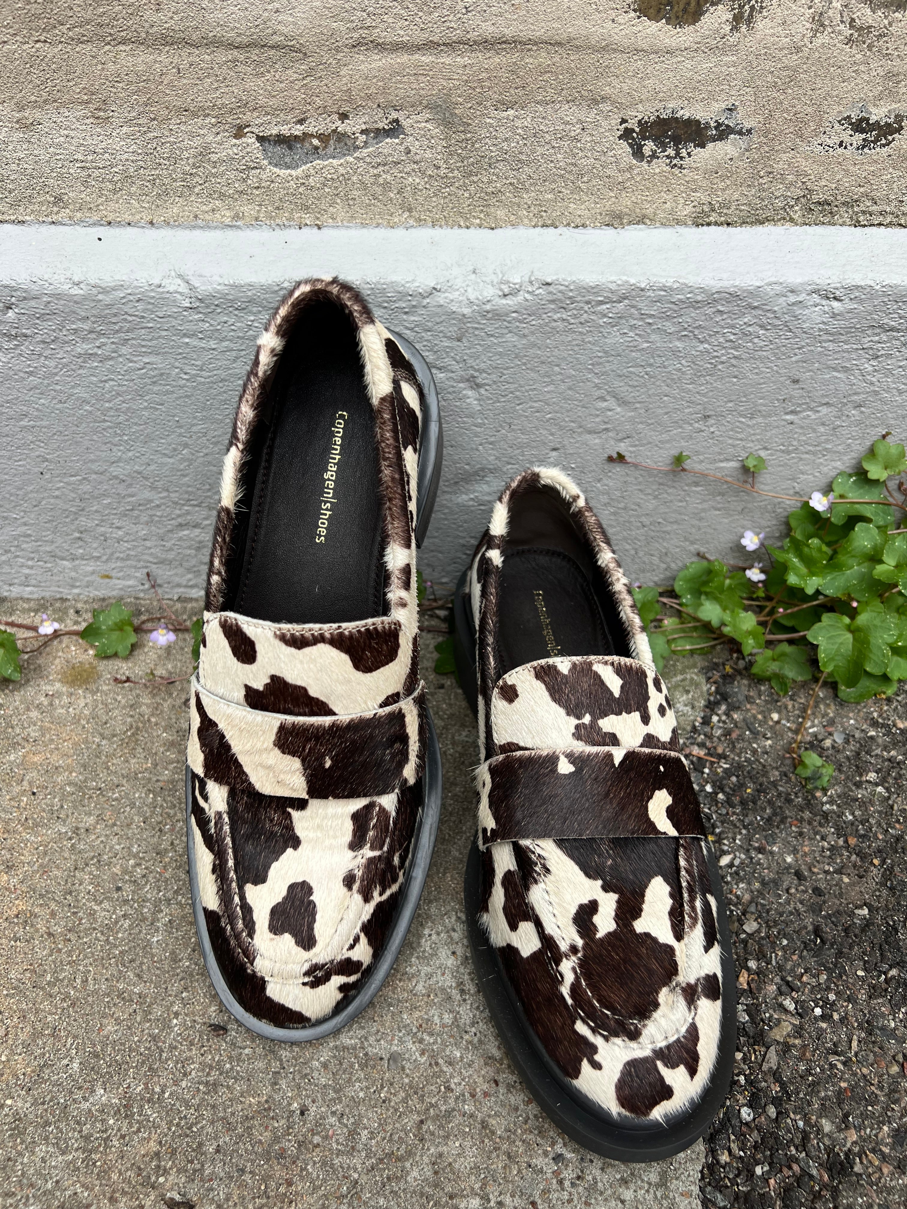 Celina White/Brown