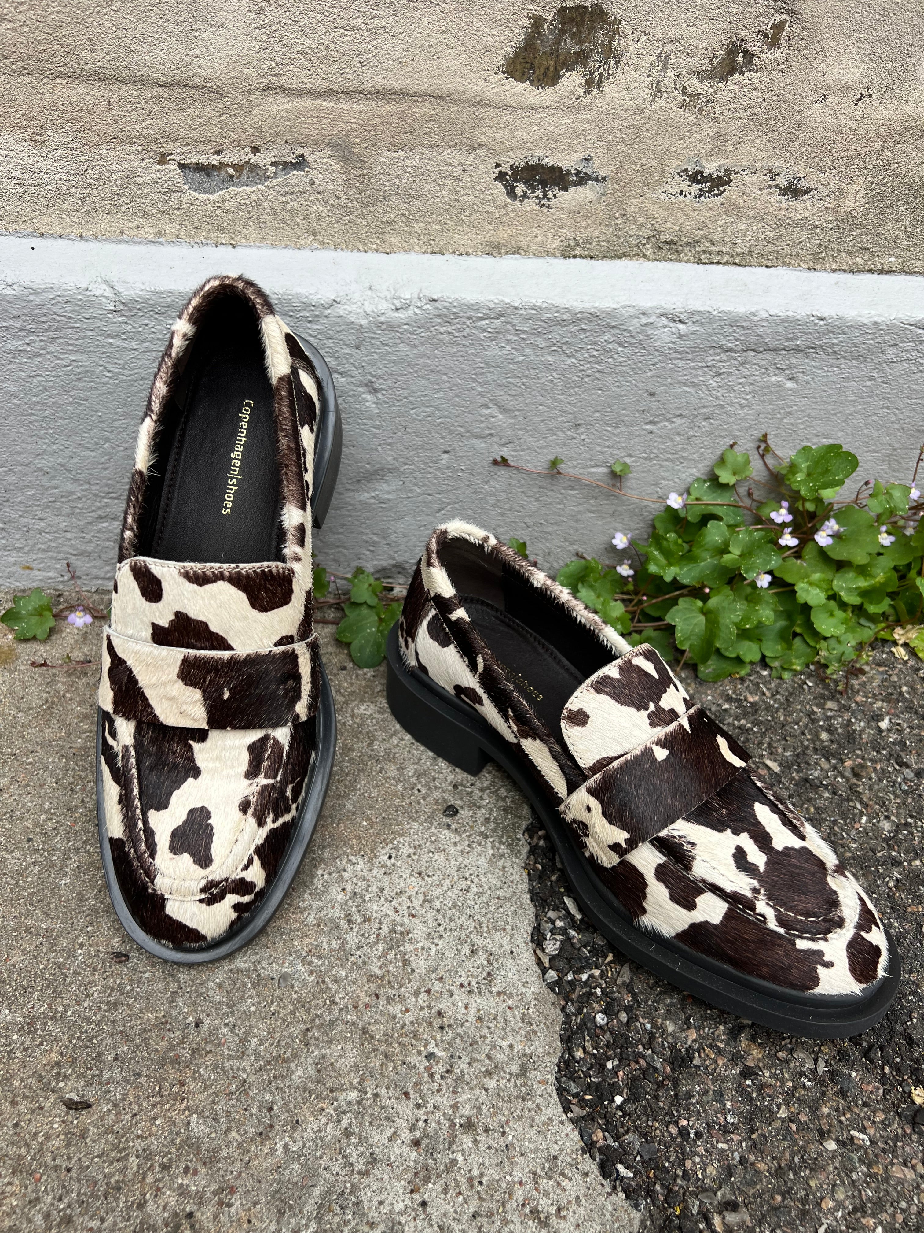 Celina White/Brown