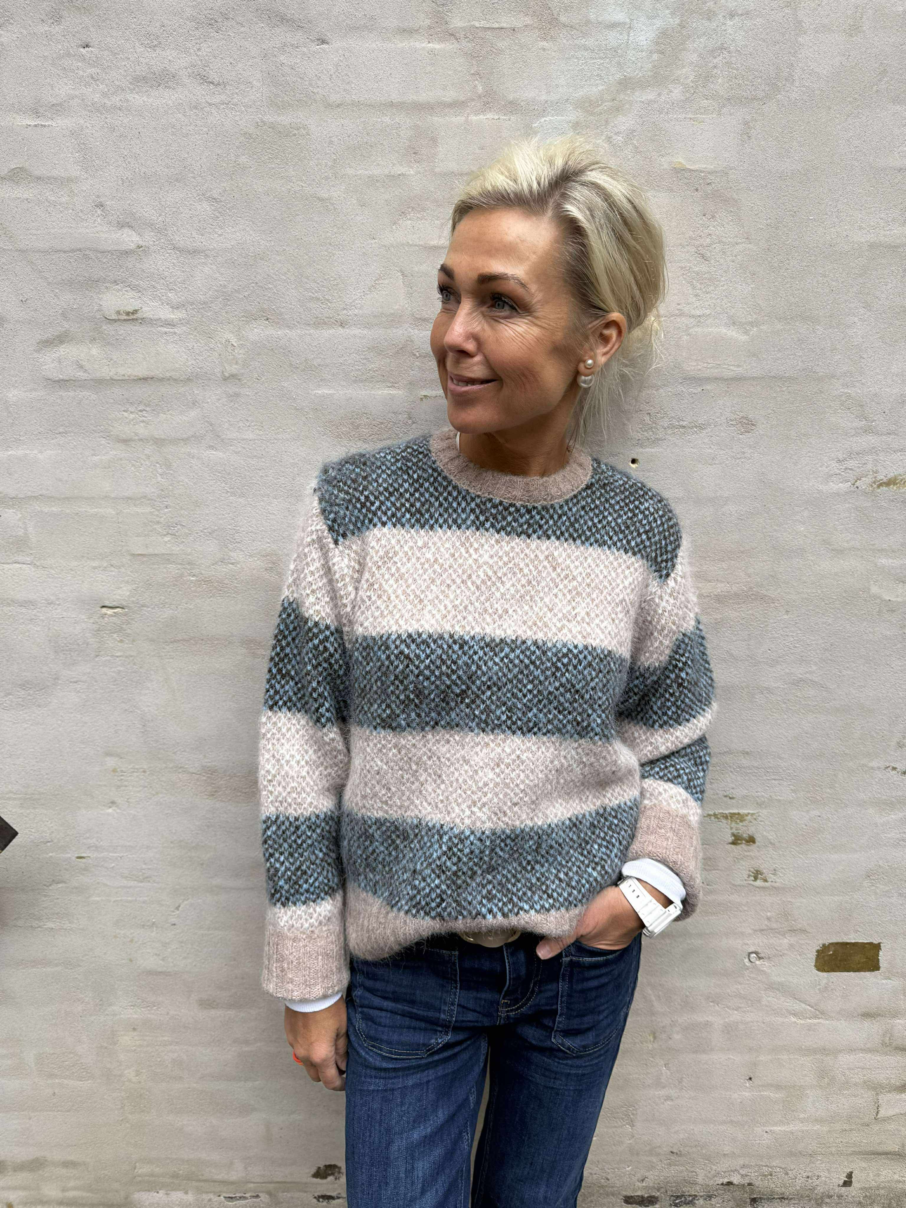 ZOEY LIFE L/S O-NECK JACQ PULL - Taupe Gray_SURF THE WEB