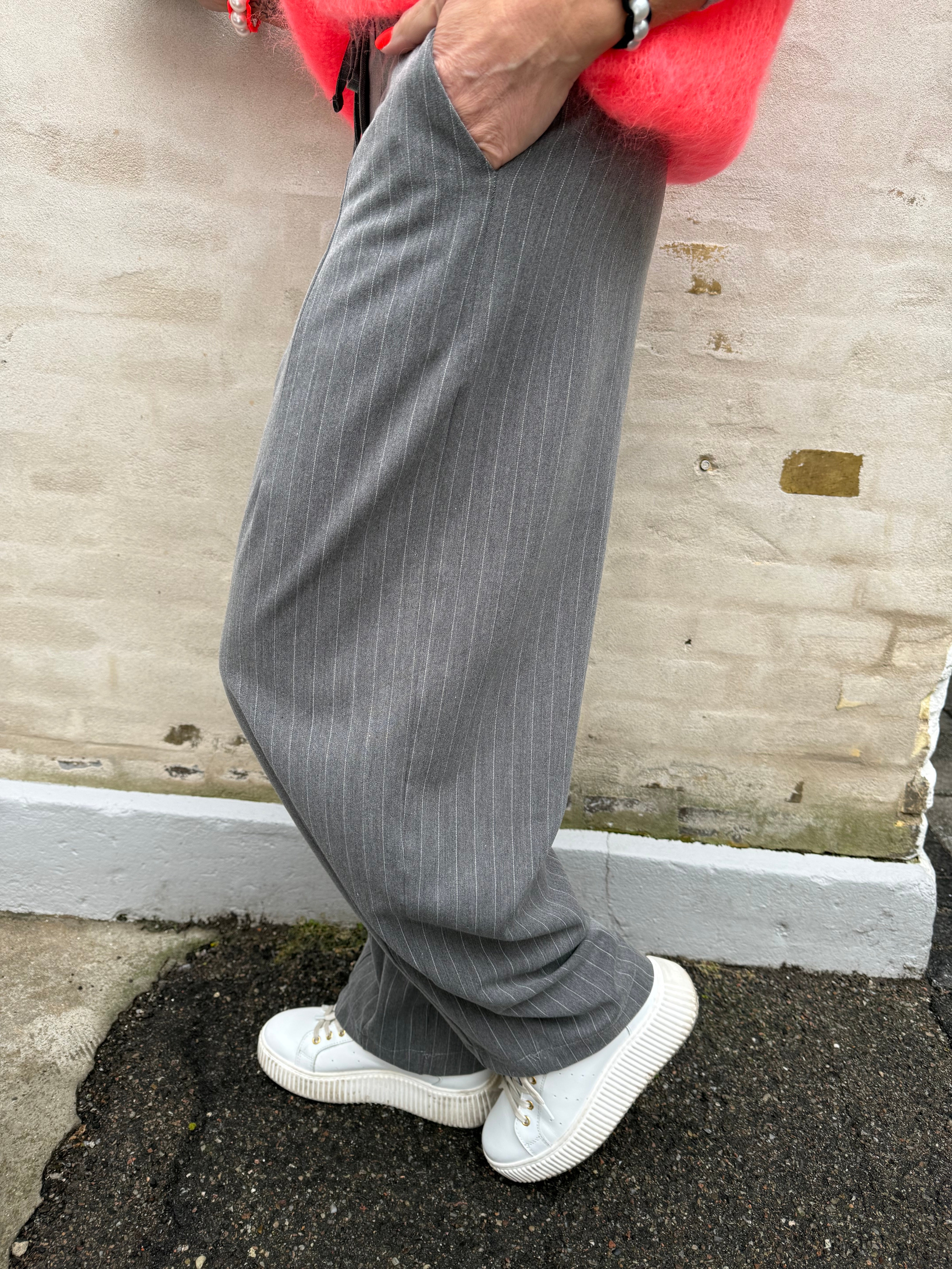 VERONA barrel baggy pant - Grey