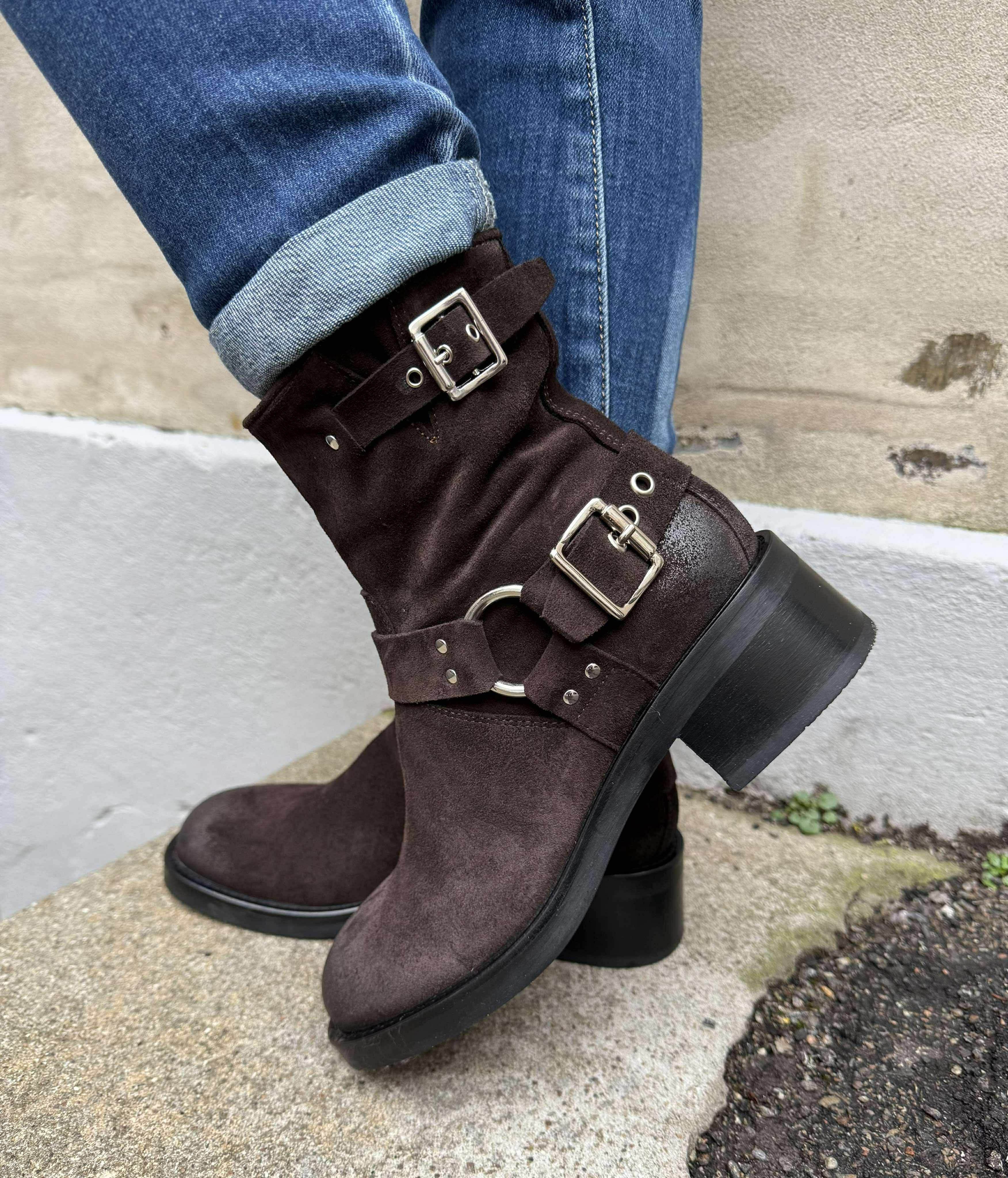 Carolina Boots - Mocca Suede