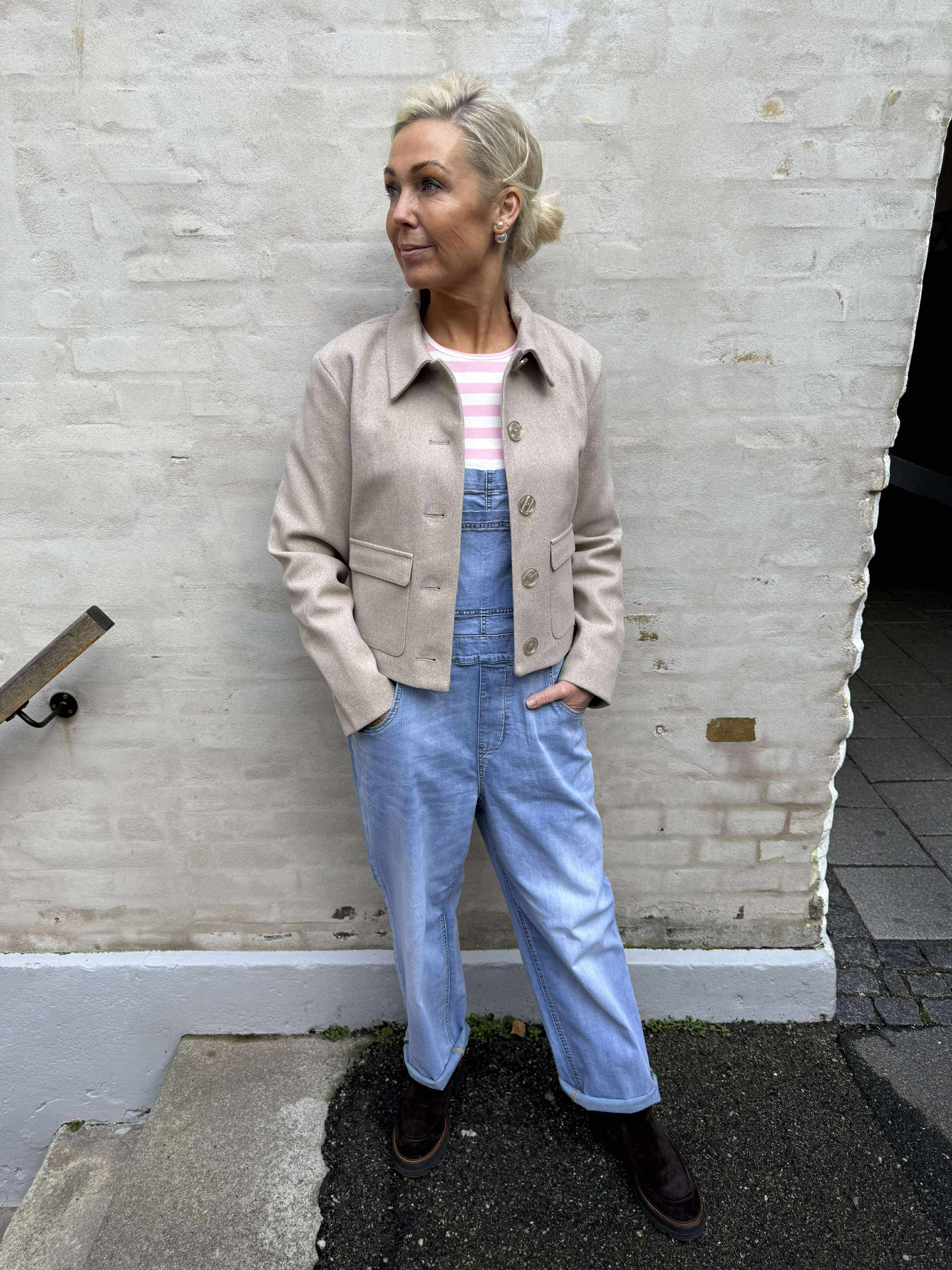 CALLIE LIFE SHORT JACKA - Rökelse Melange