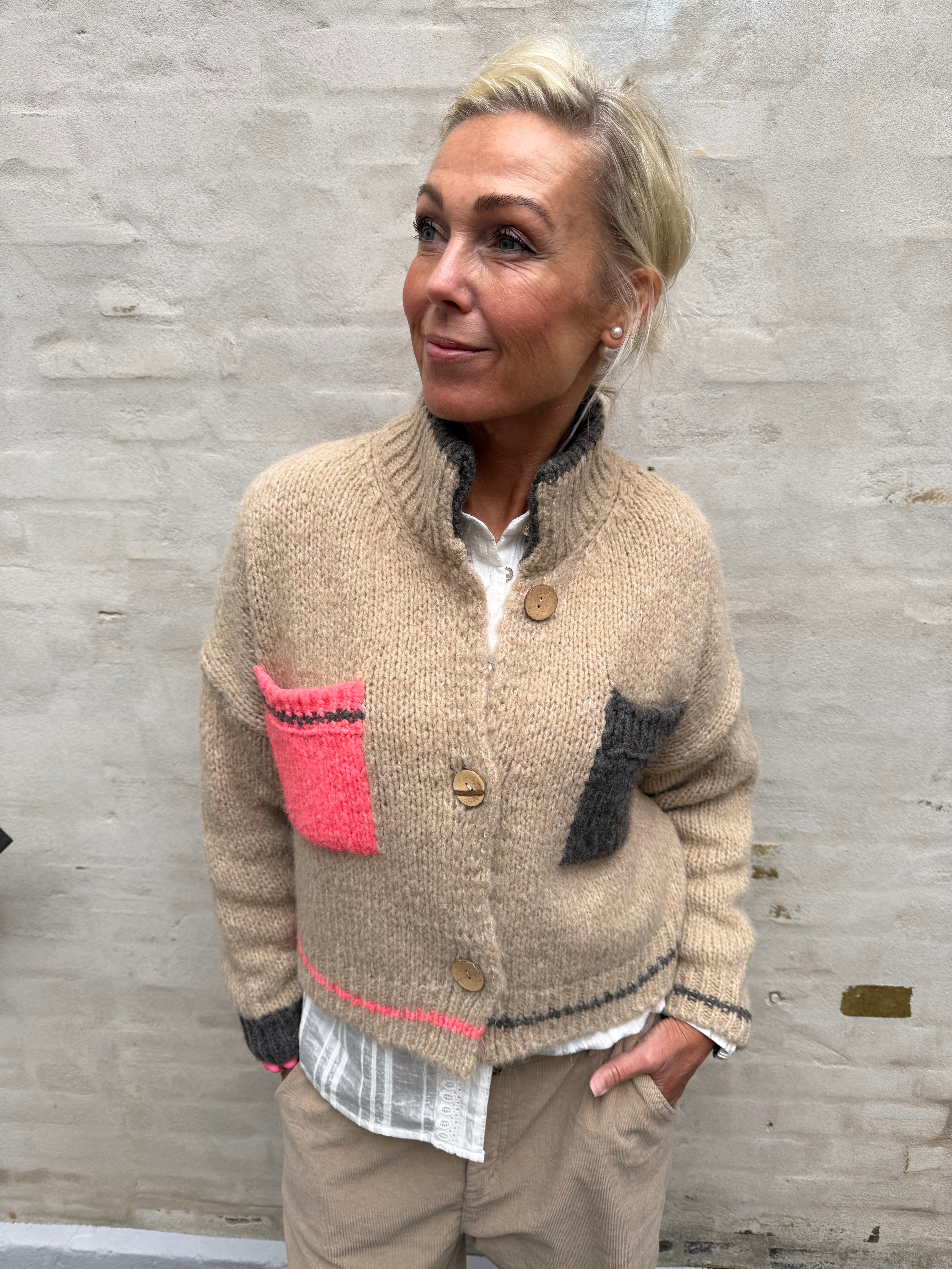 Marcella Knit Cardigan - Beige/Coral