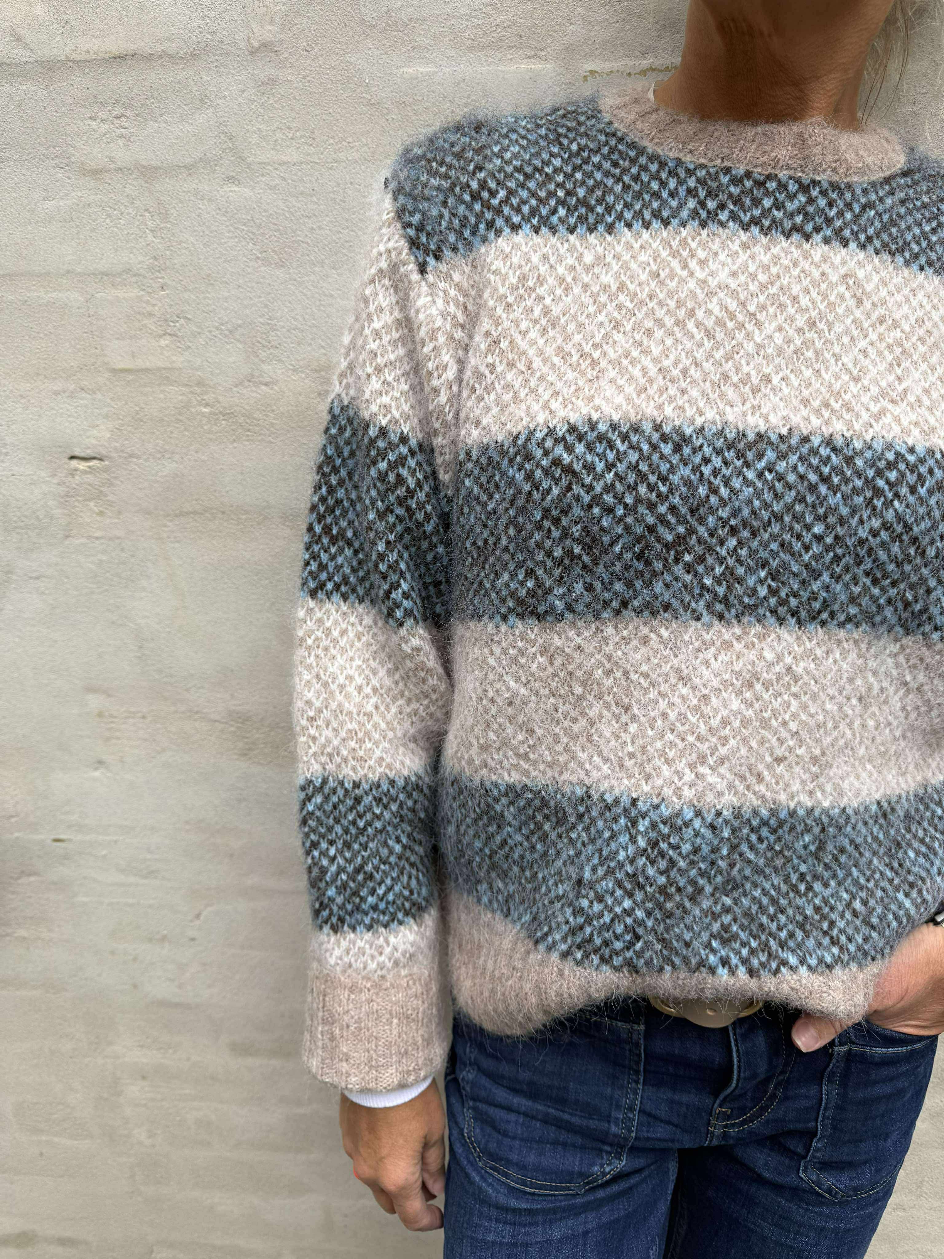 ZOEY LIFE L/S O-NECK JACQ PULL - Taupe Gray_SURF THE WEB