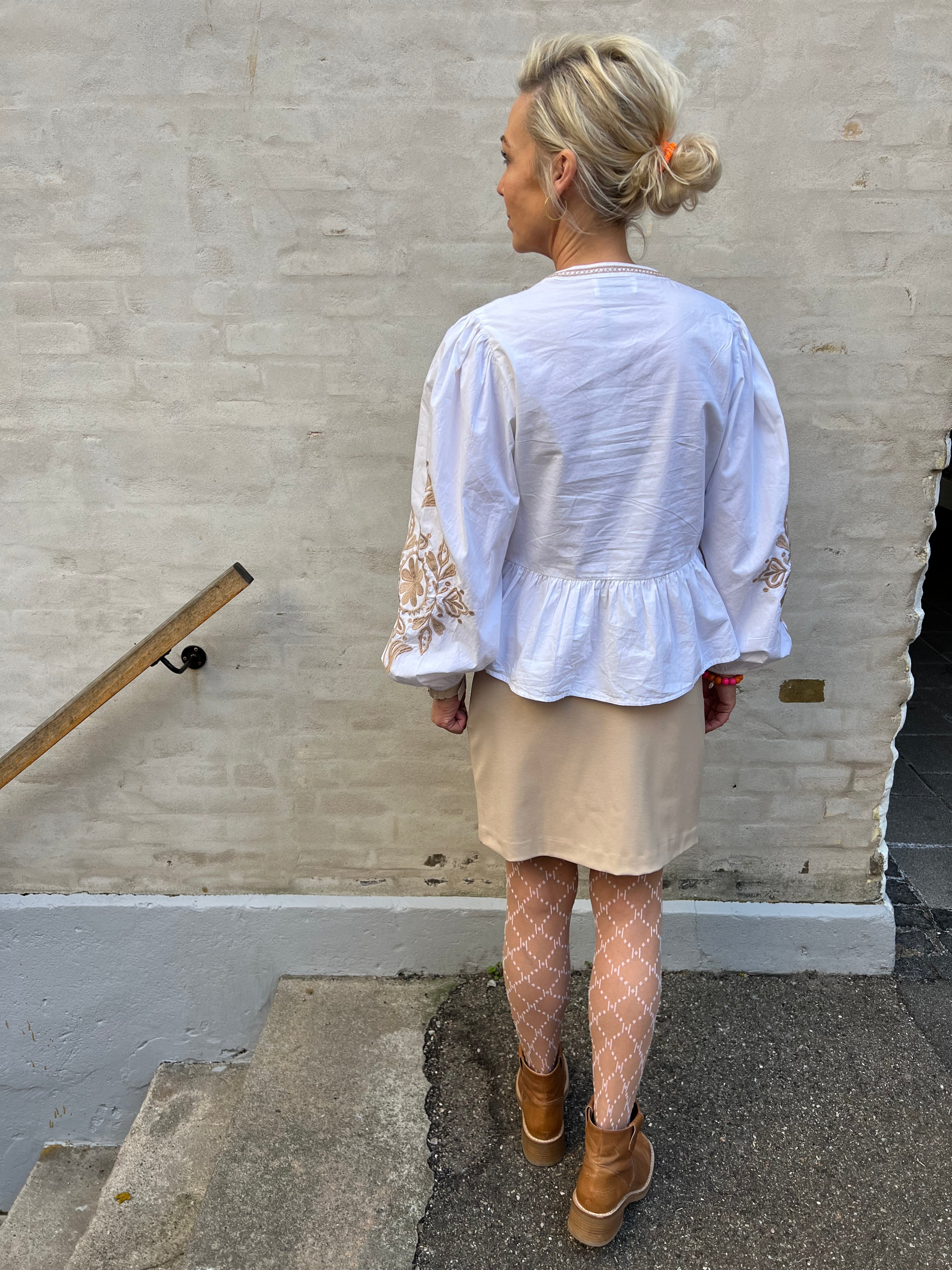 Lisa mini skirt humus