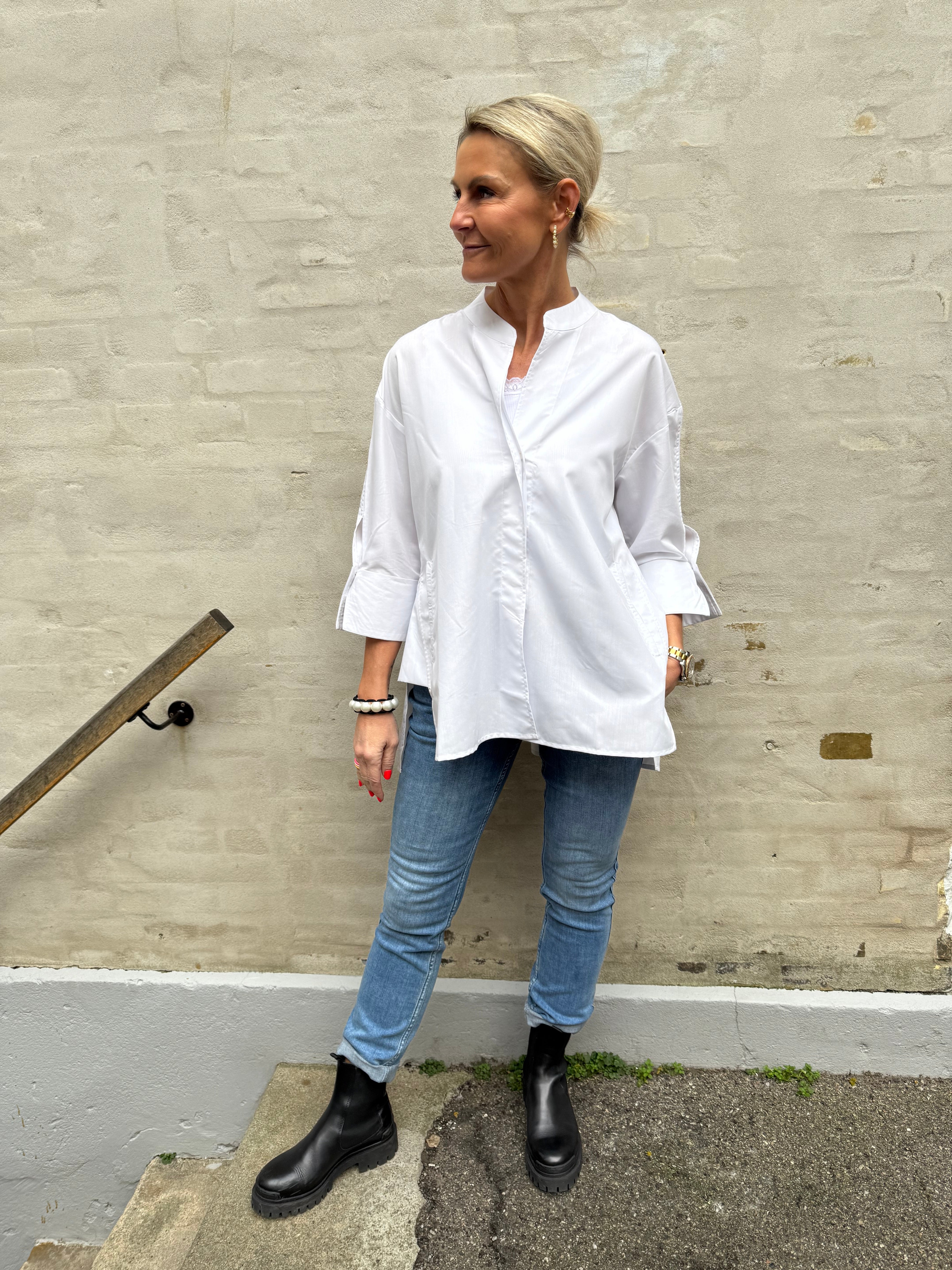 Luna Shirt Wauw You Look Good - Paper White