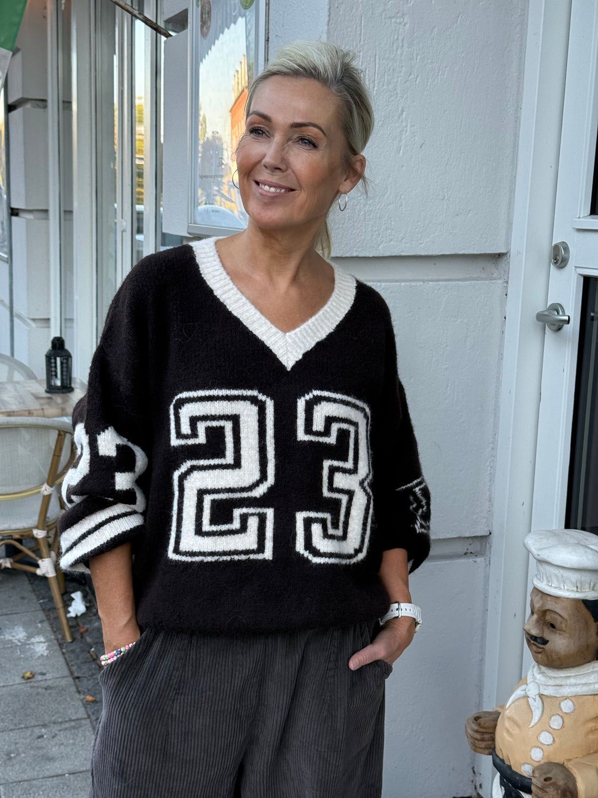 23 Pullover - Brown/White