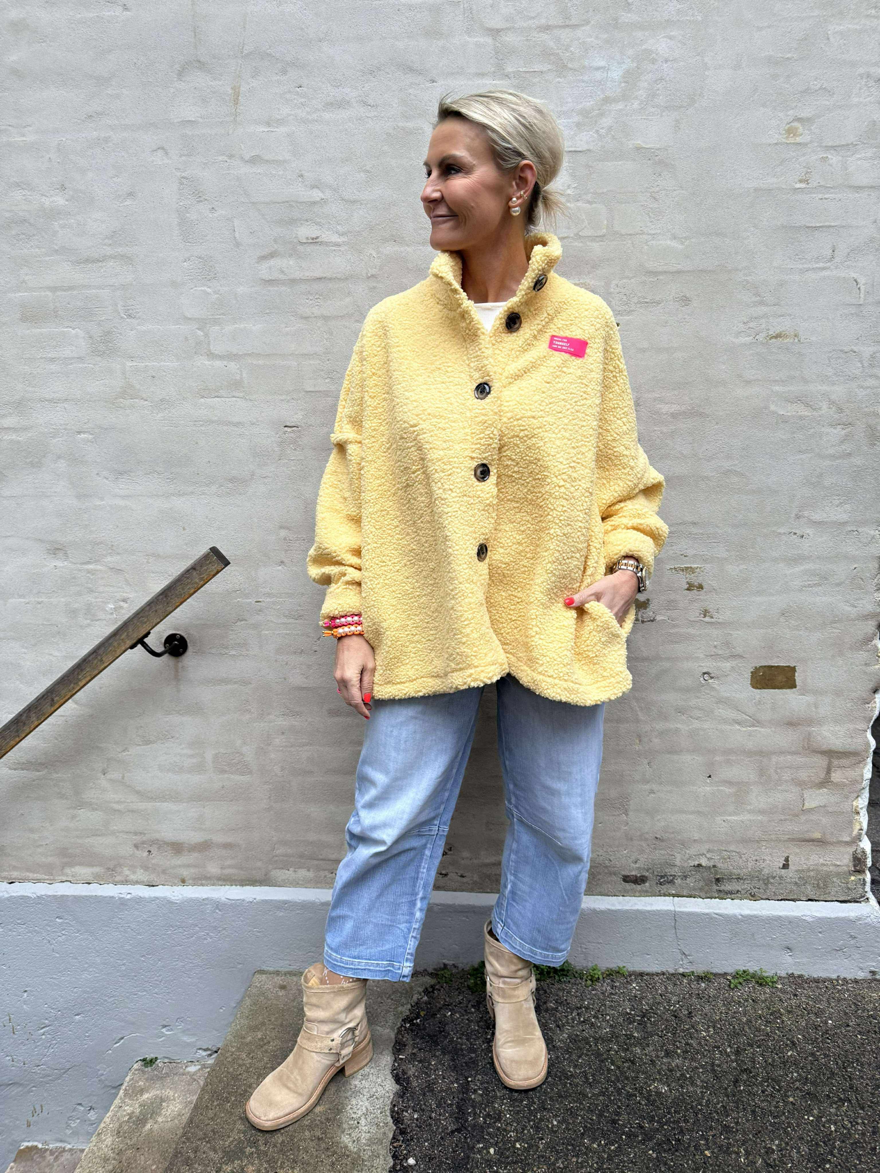 Dress for yourself Jacket - Yellow