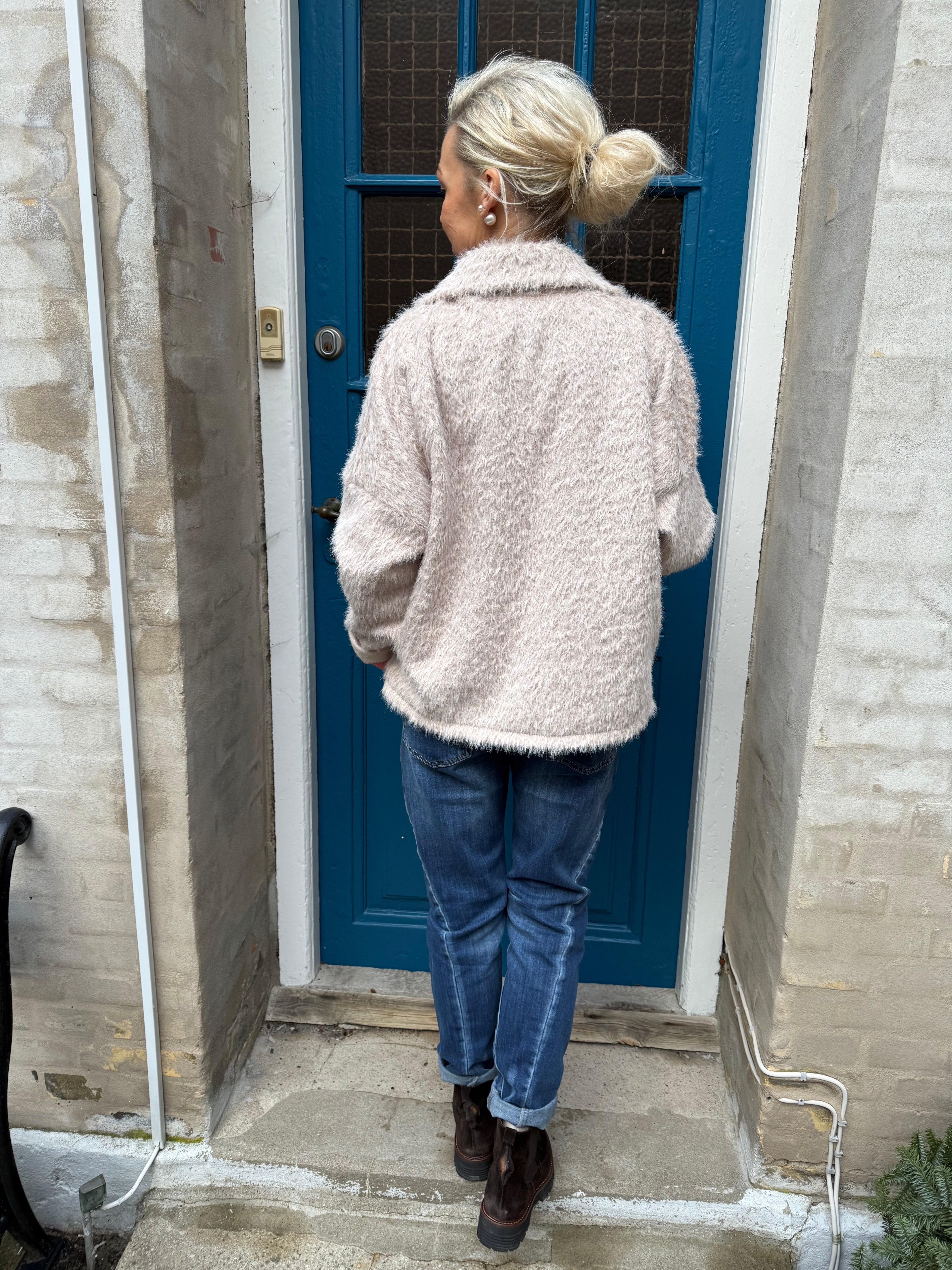 Pamela Jakke - off white