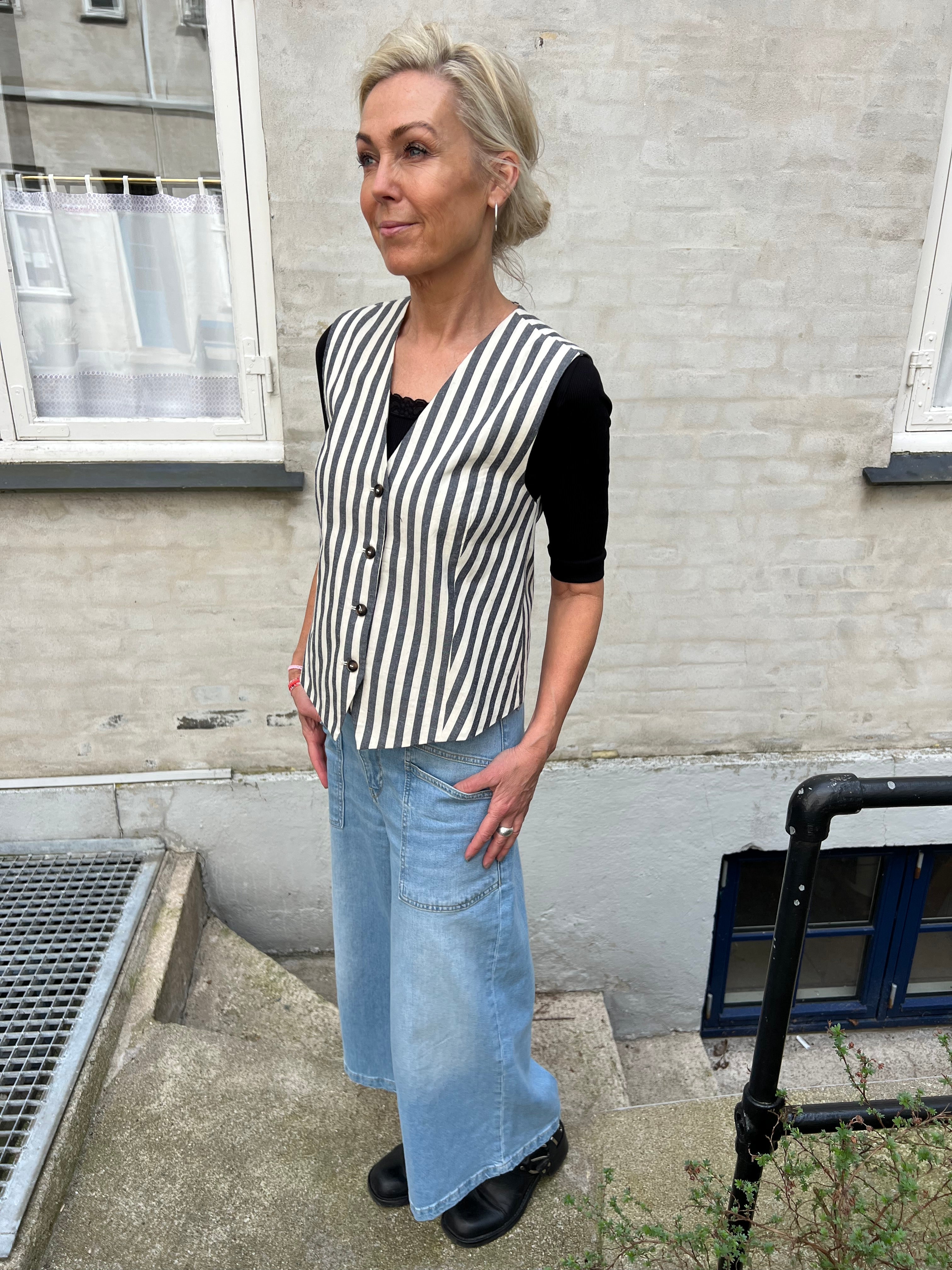 Maria Tailored vest deep navy