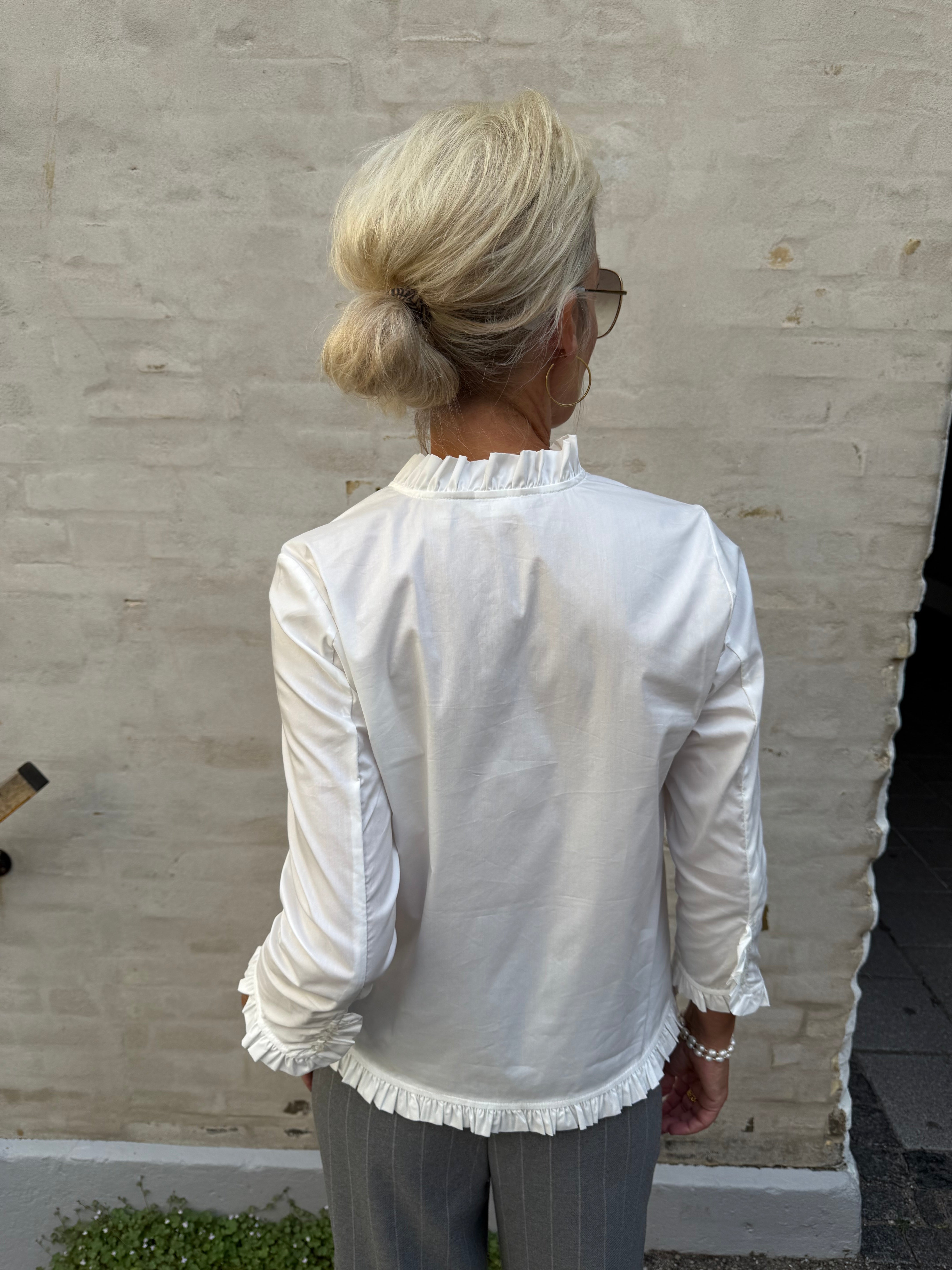 Kiea Antoinett Shirt - Spring Gardenia