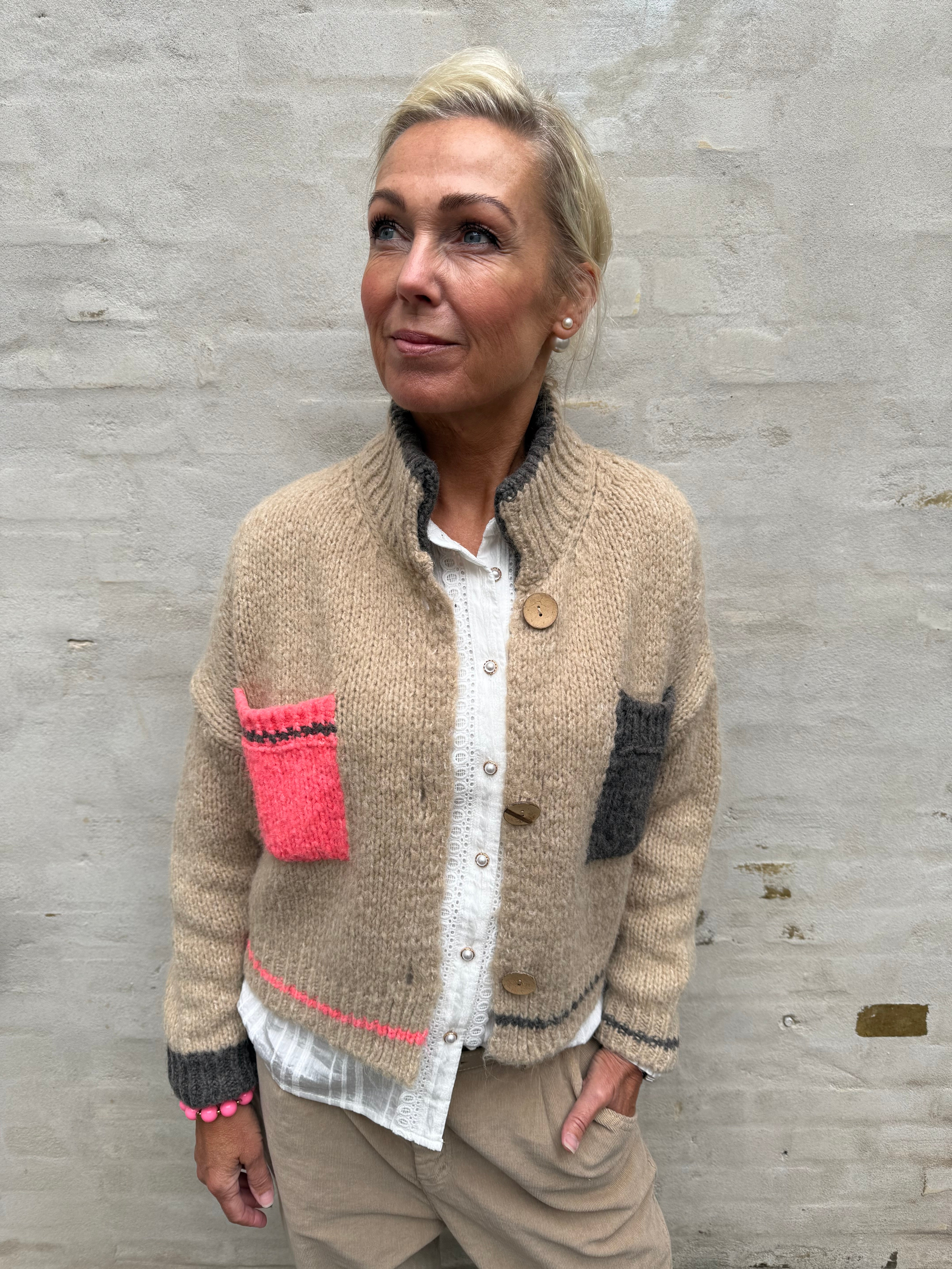 Marcella Knit Cardigan - Beige/Coral