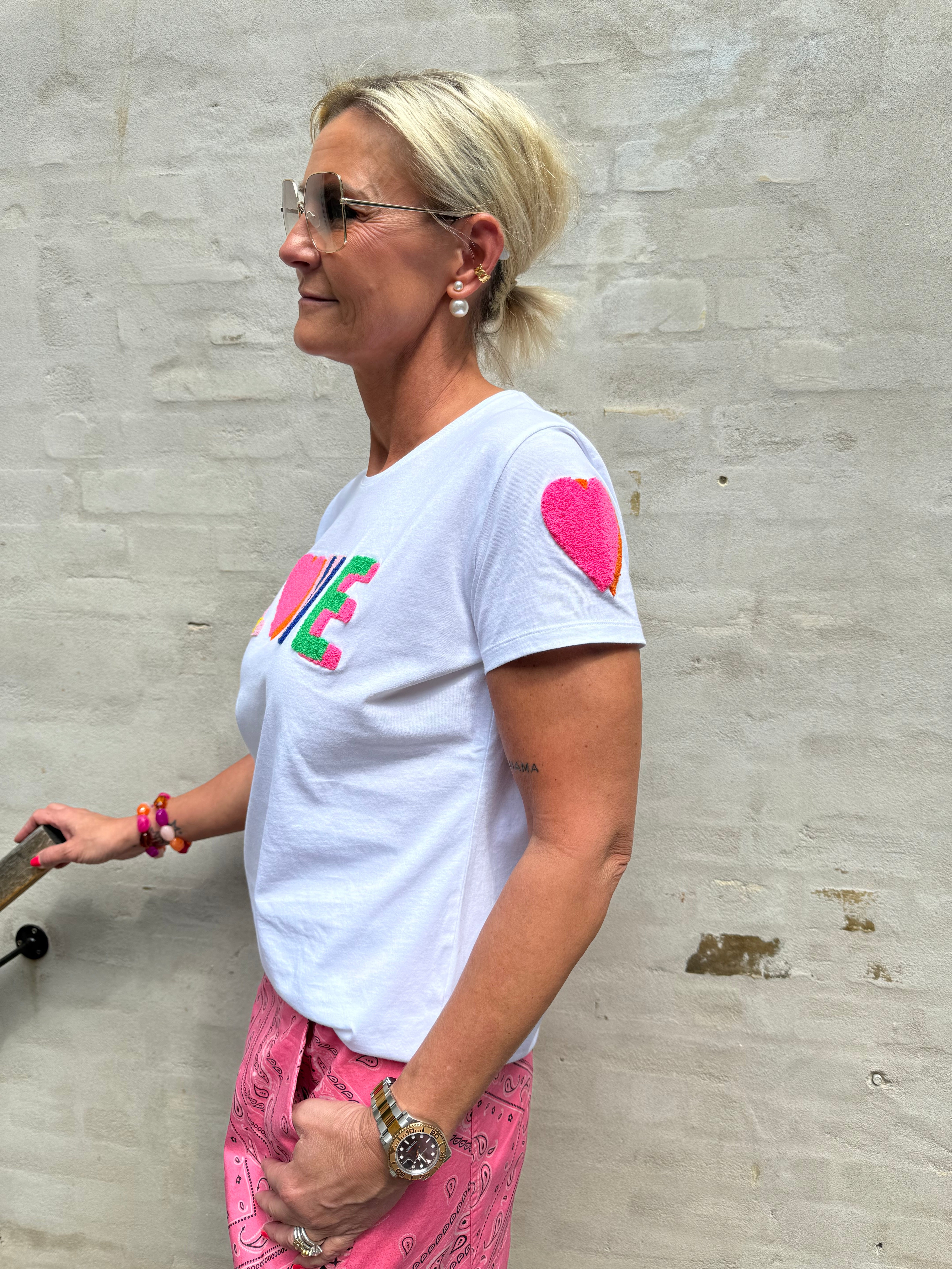 Is-T-shirt love - White Classic