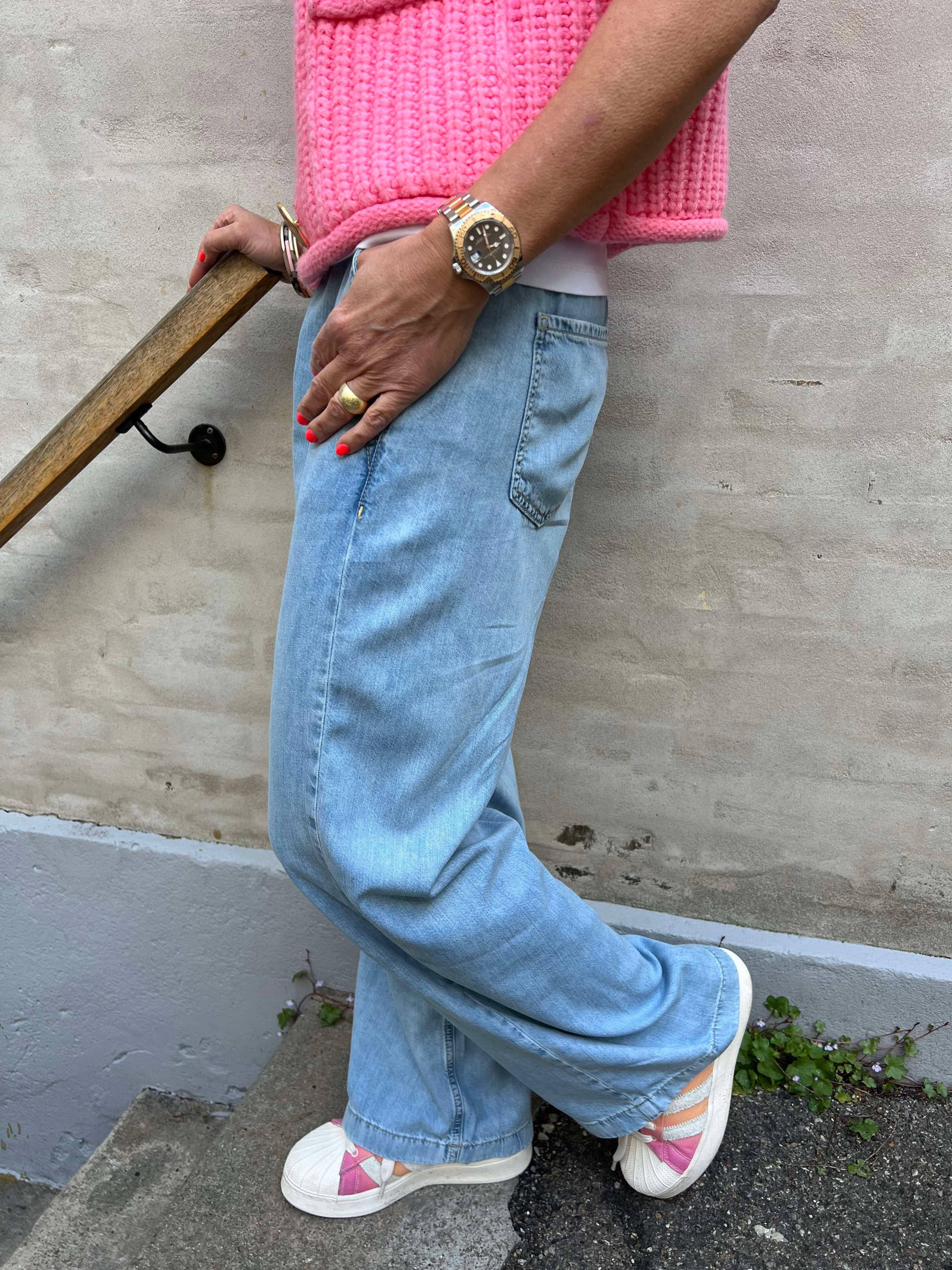 Street me buks Lys Denim