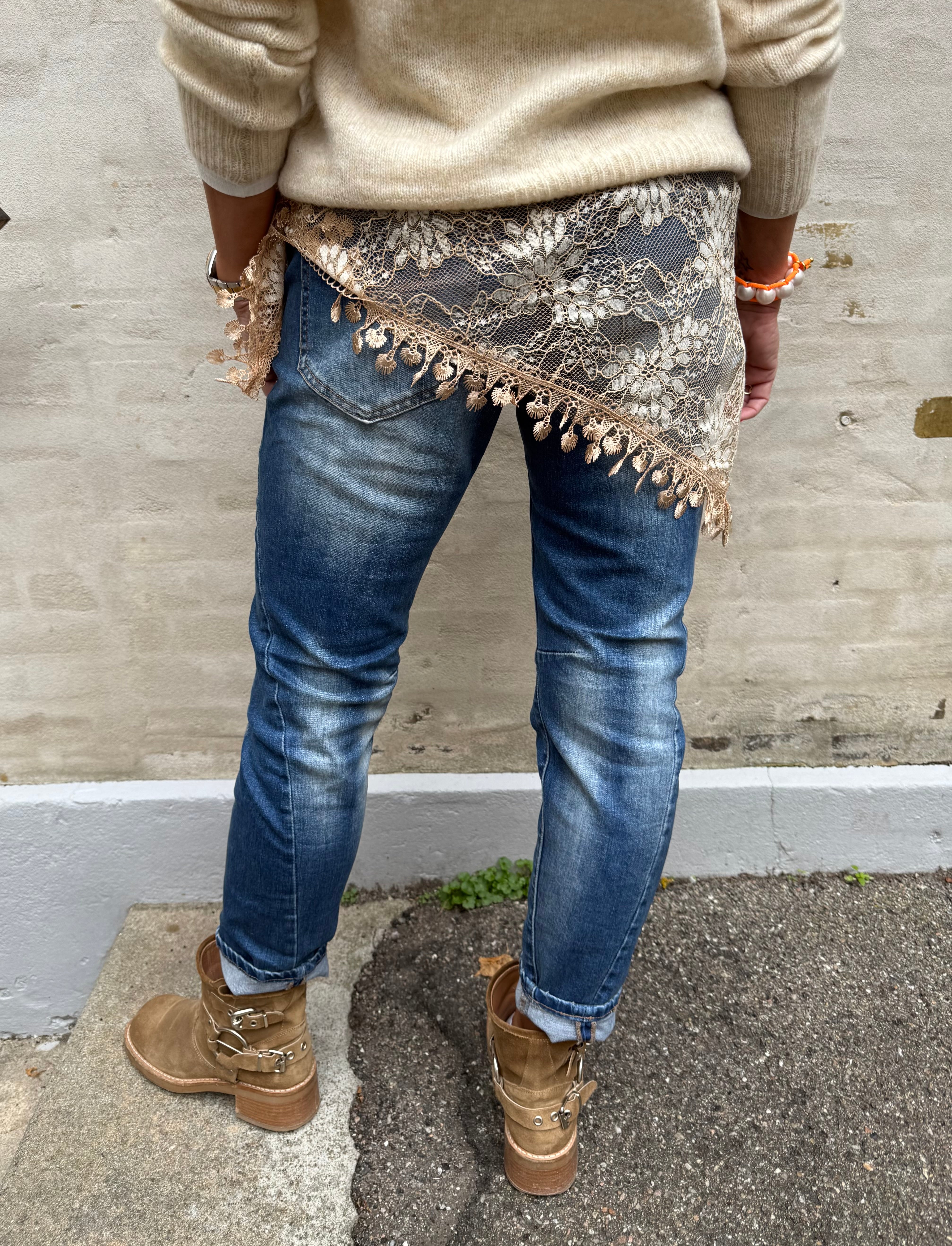 Lace Scarf - Taube