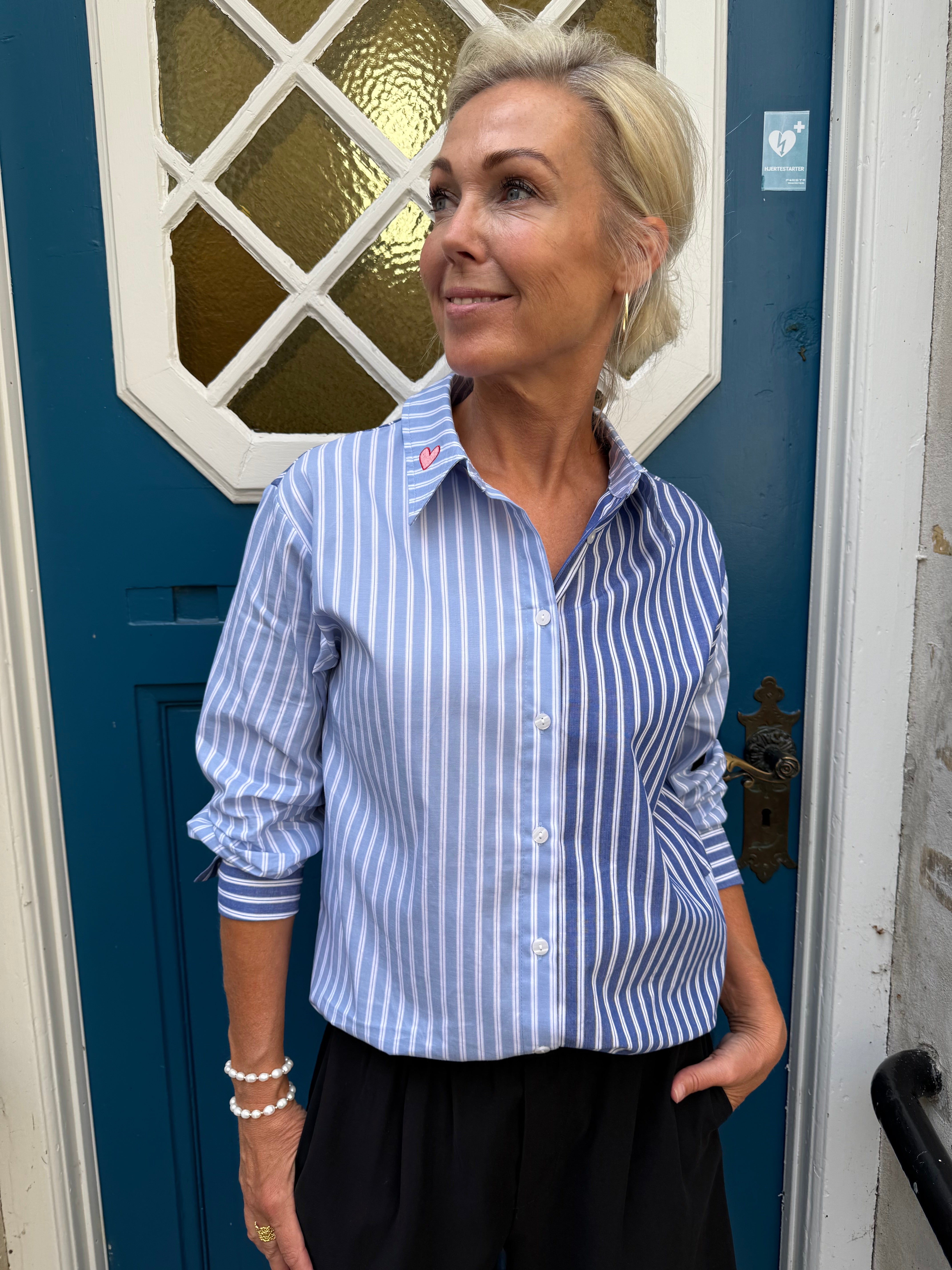 Abila Shirt - Blue/White Stripe