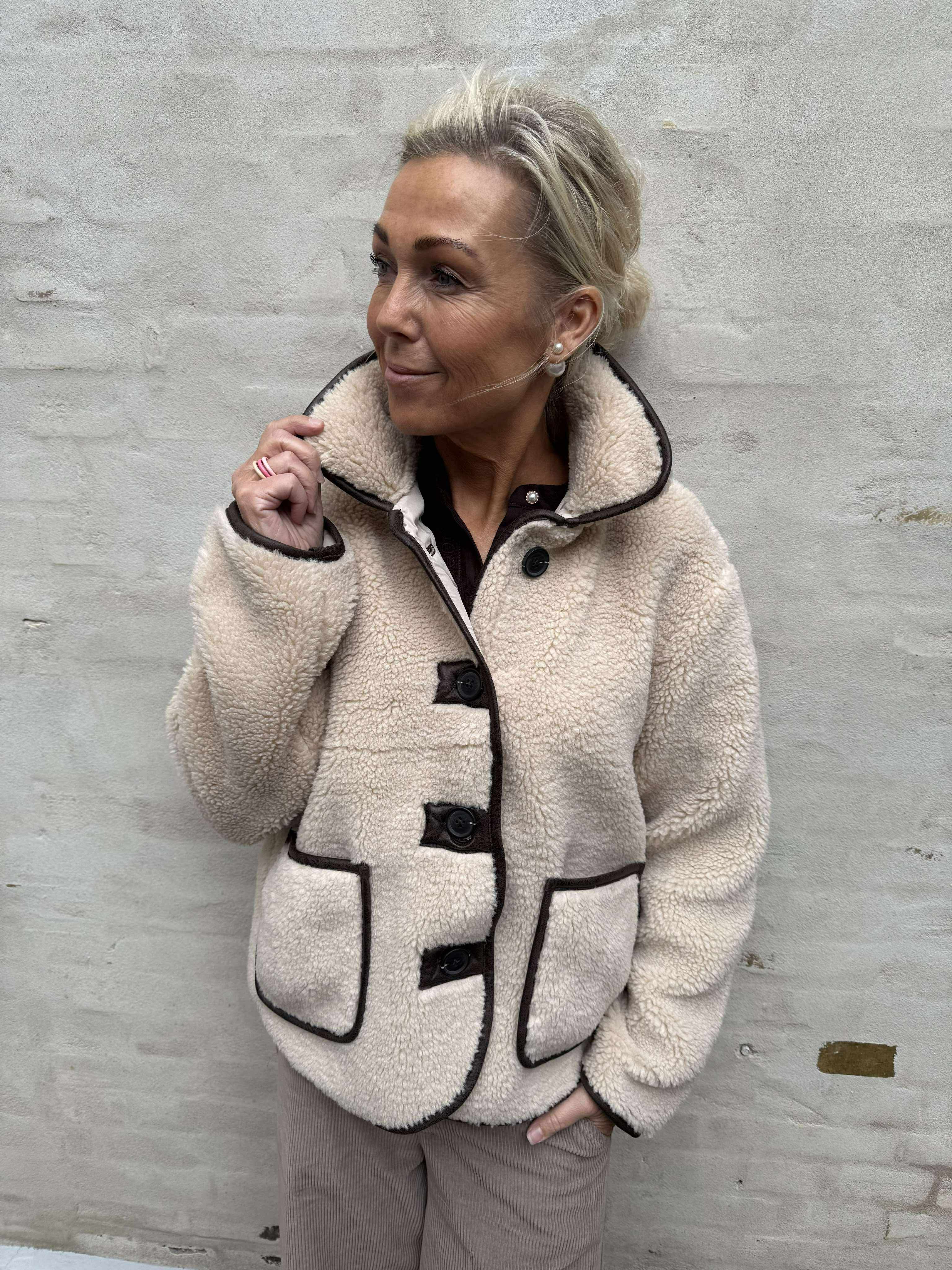 NOELLA LIFE TEDDY JACKET - Cement