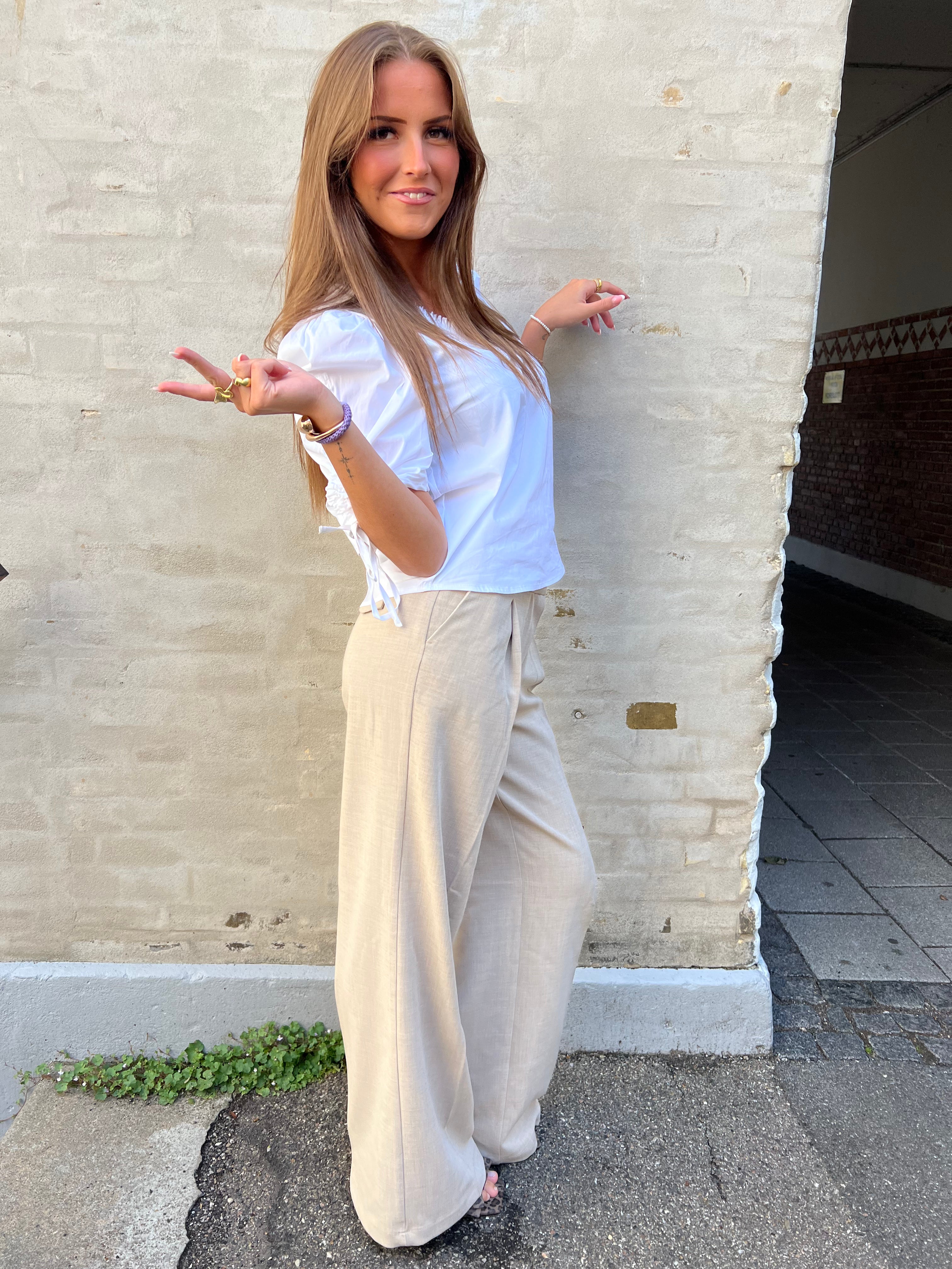 SannaCC puff v-blouse white