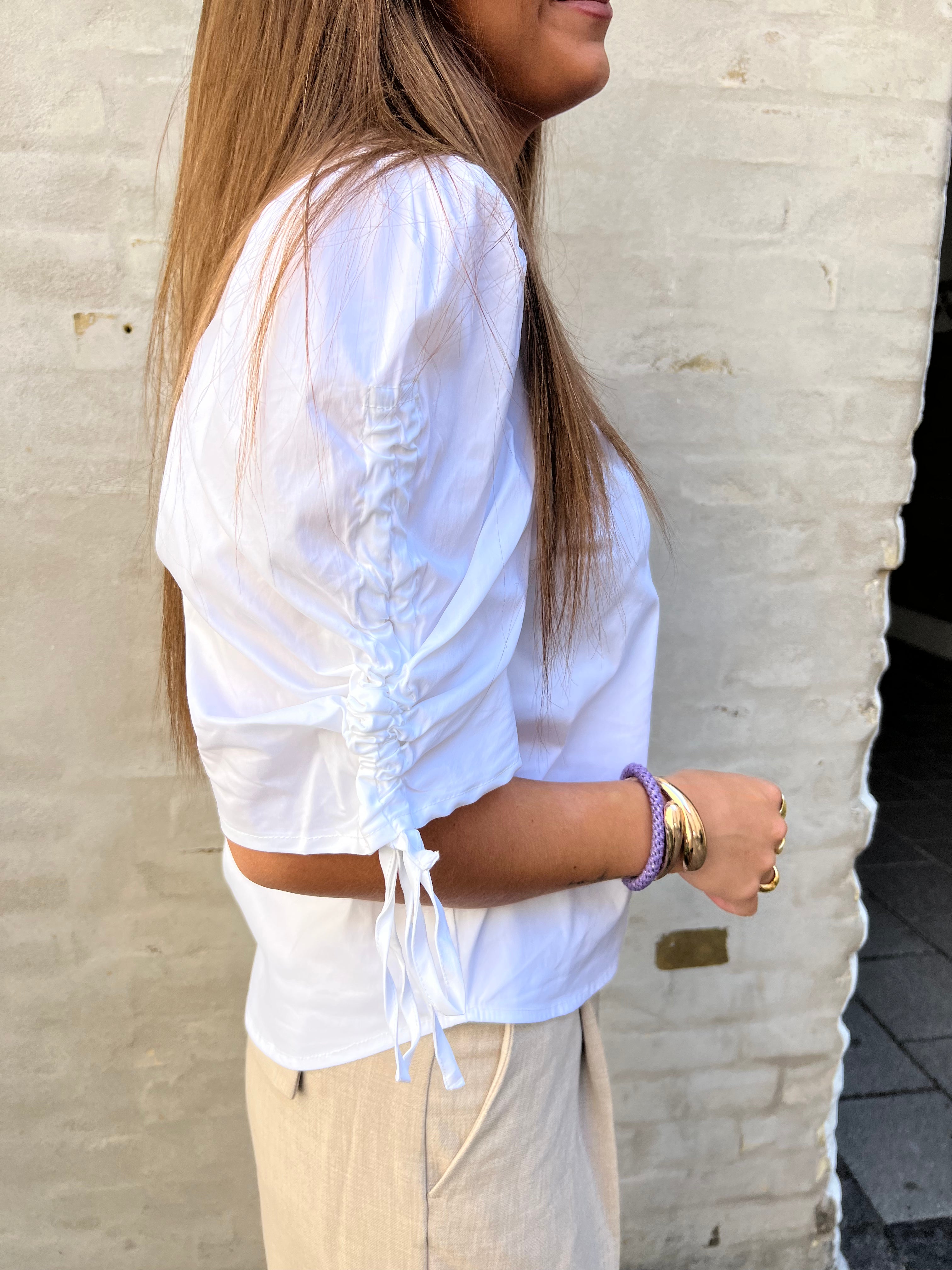 SannaCC puff v-blouse white