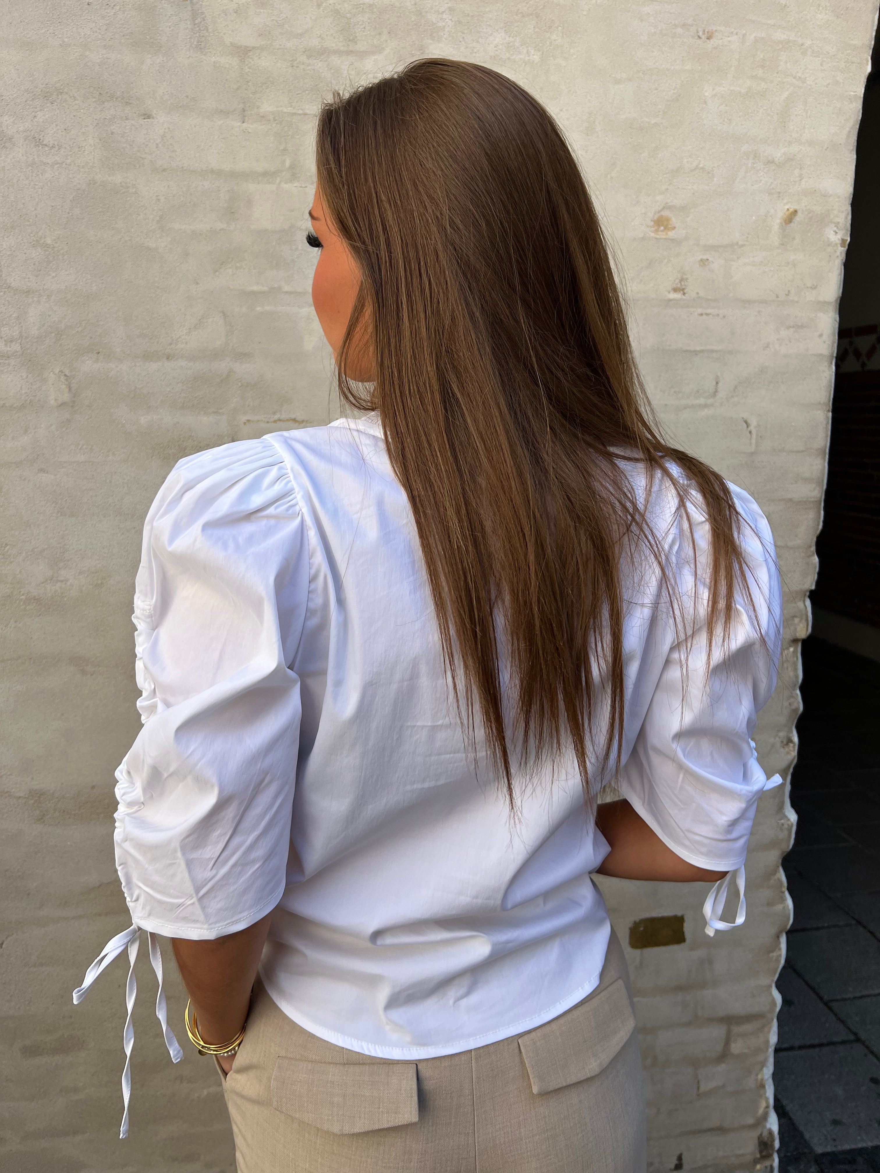 SannaCC puff v-blouse white