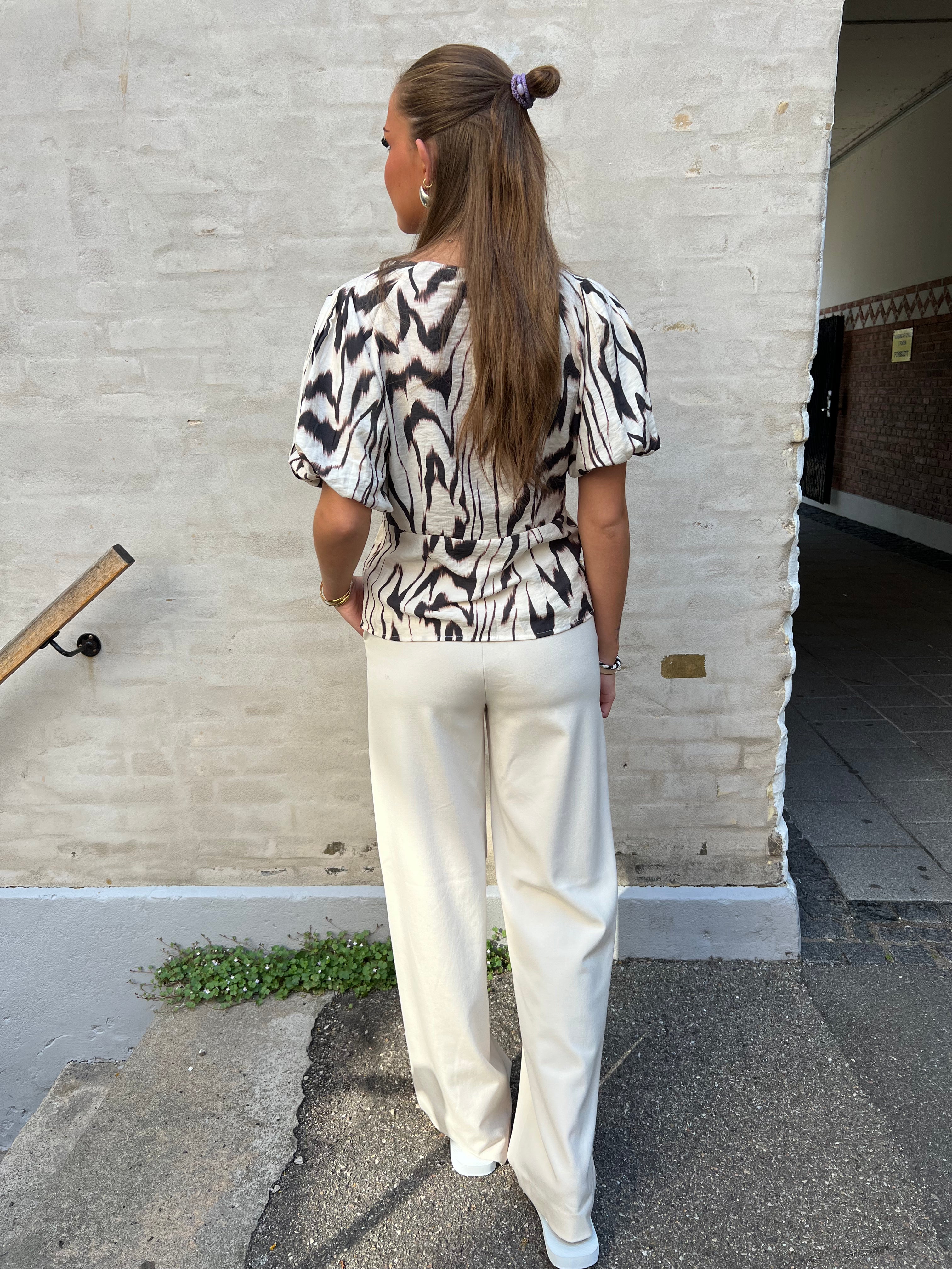 Irina Graphic Zag Blouse