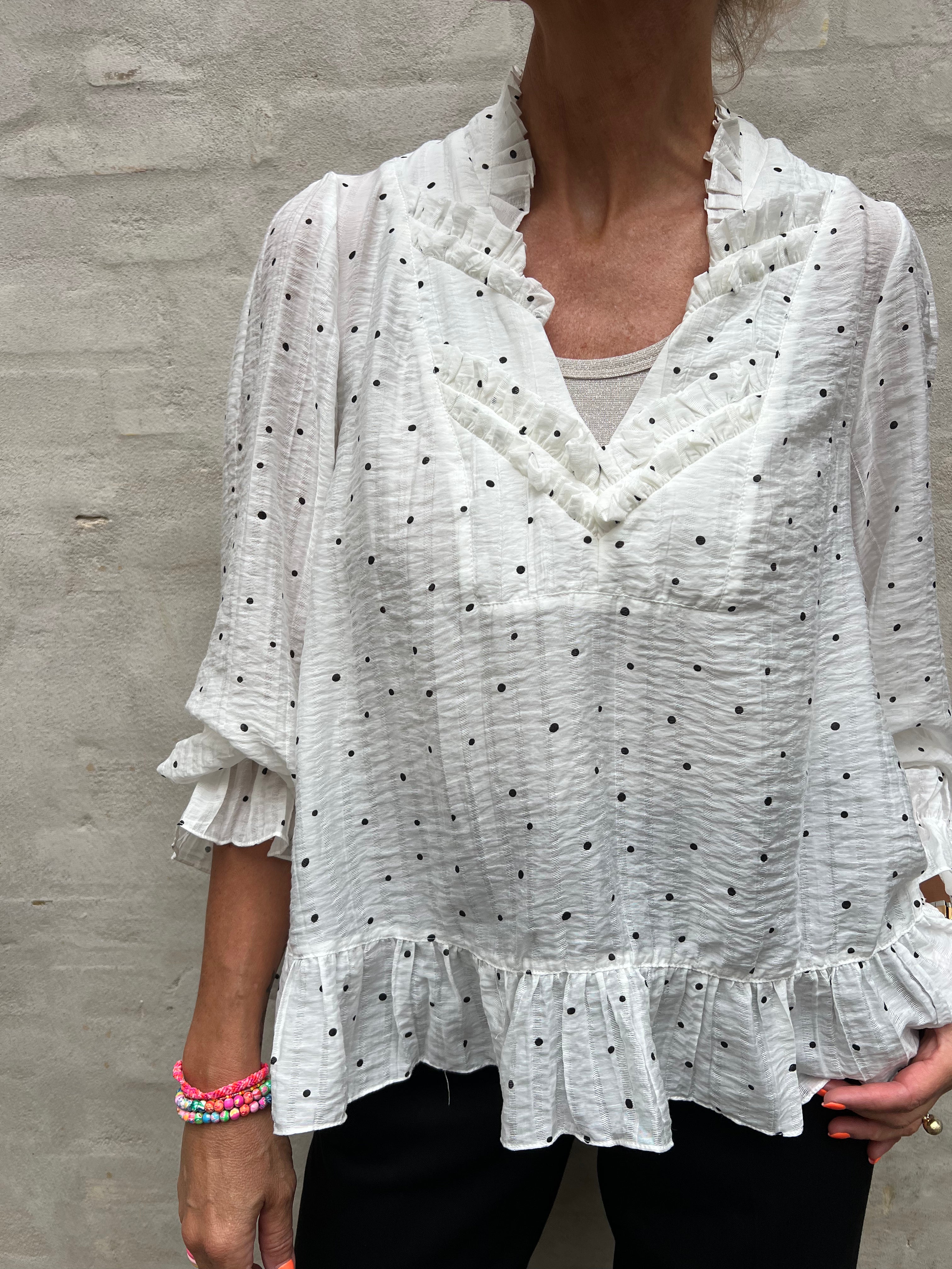 NazliGO Lullo Blouse - Off-white Black Dots