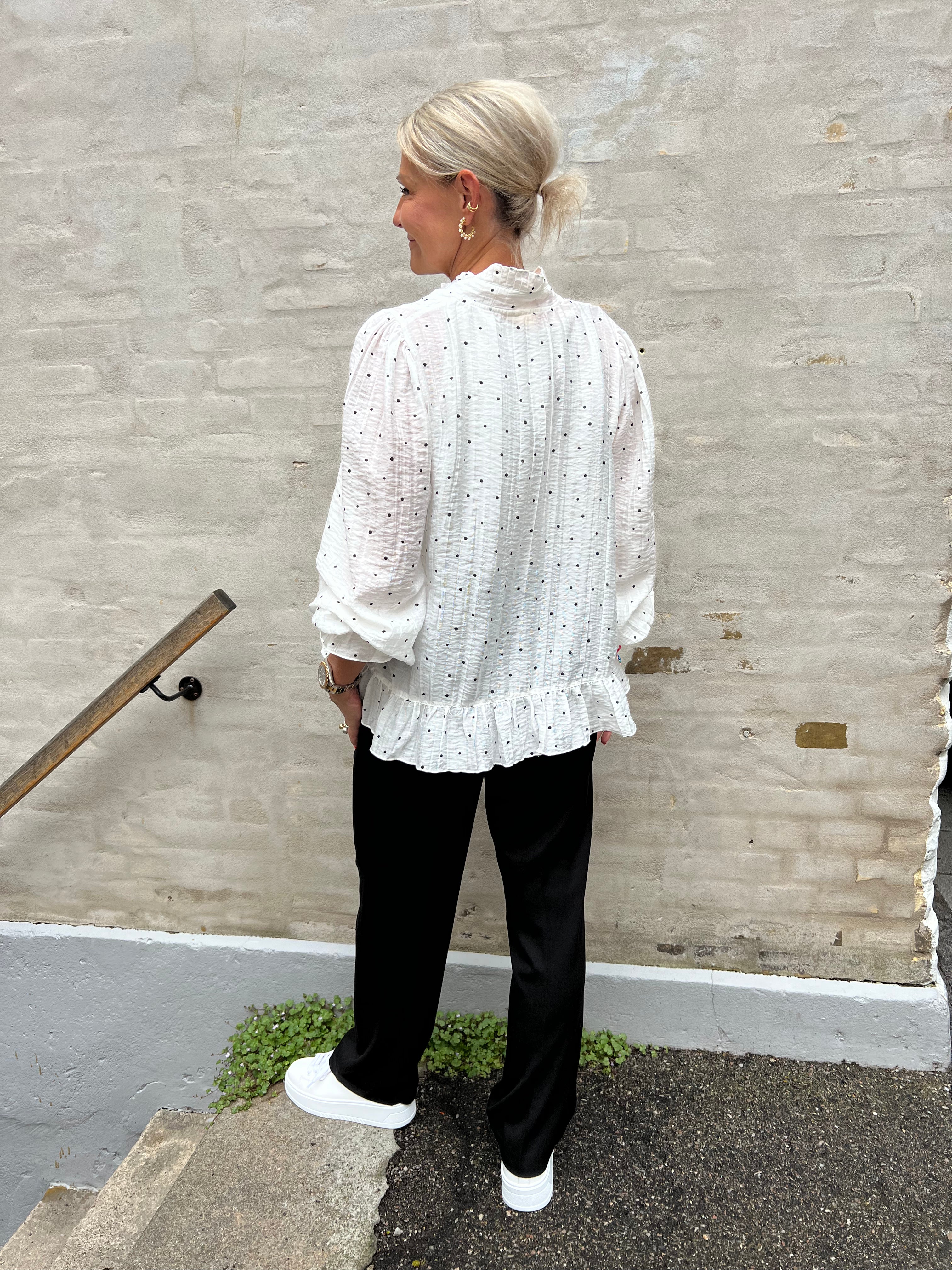NazliGO Lullo Blouse - Off-white Black Dots