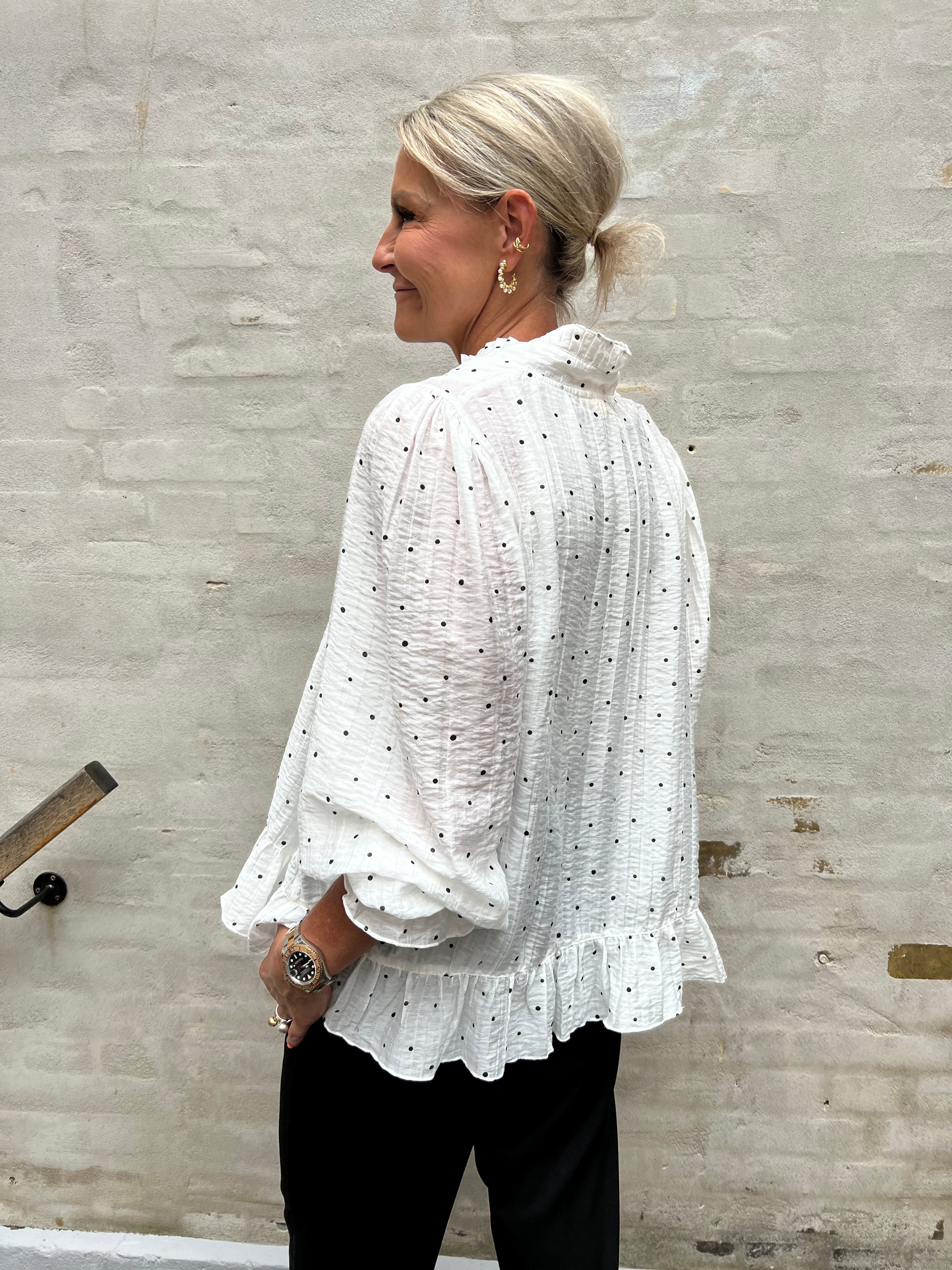 NazliGO Lullo Blouse - Off-white Black Dots