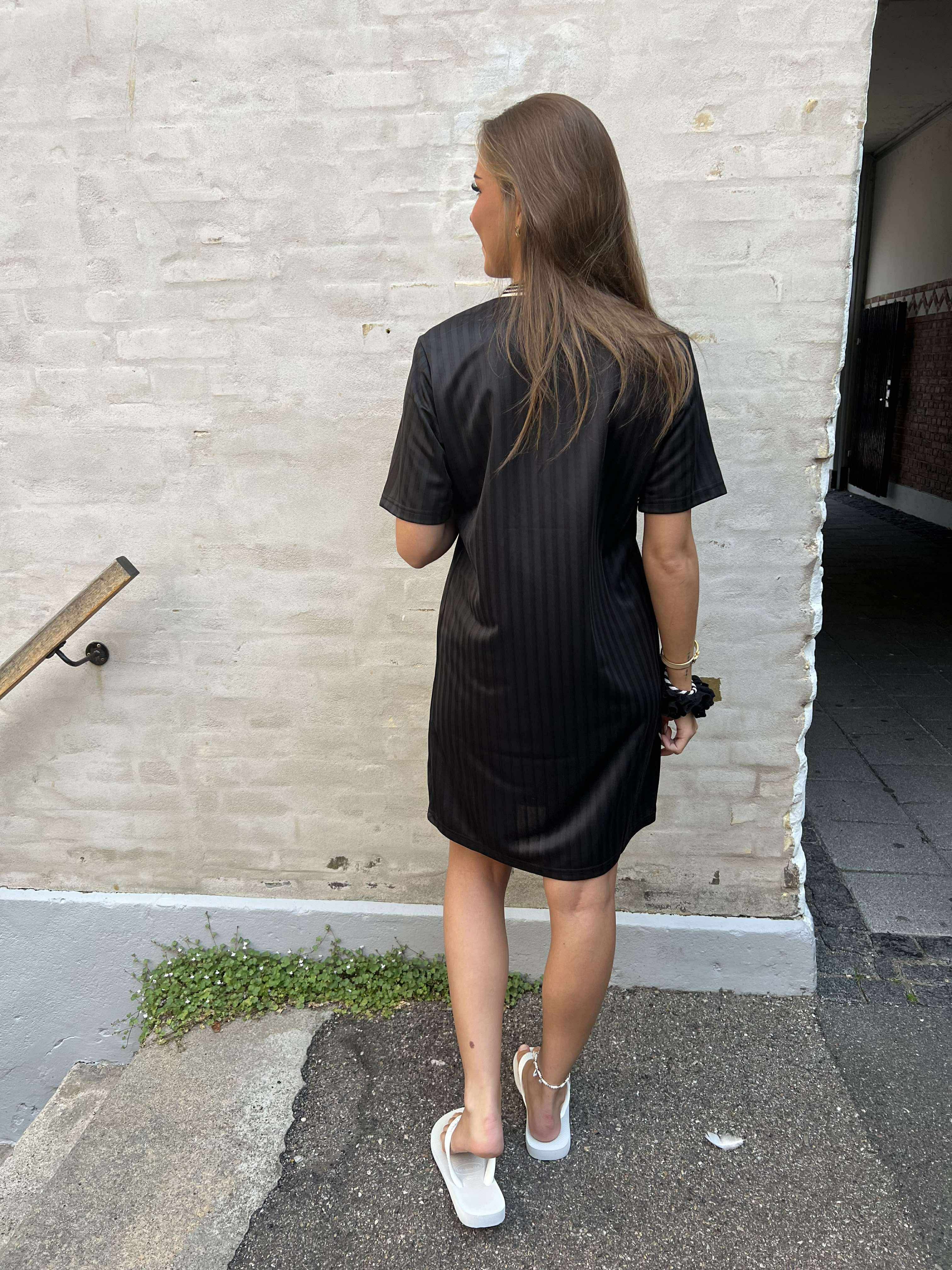 FELIA-SS.DRESS - Black Simili