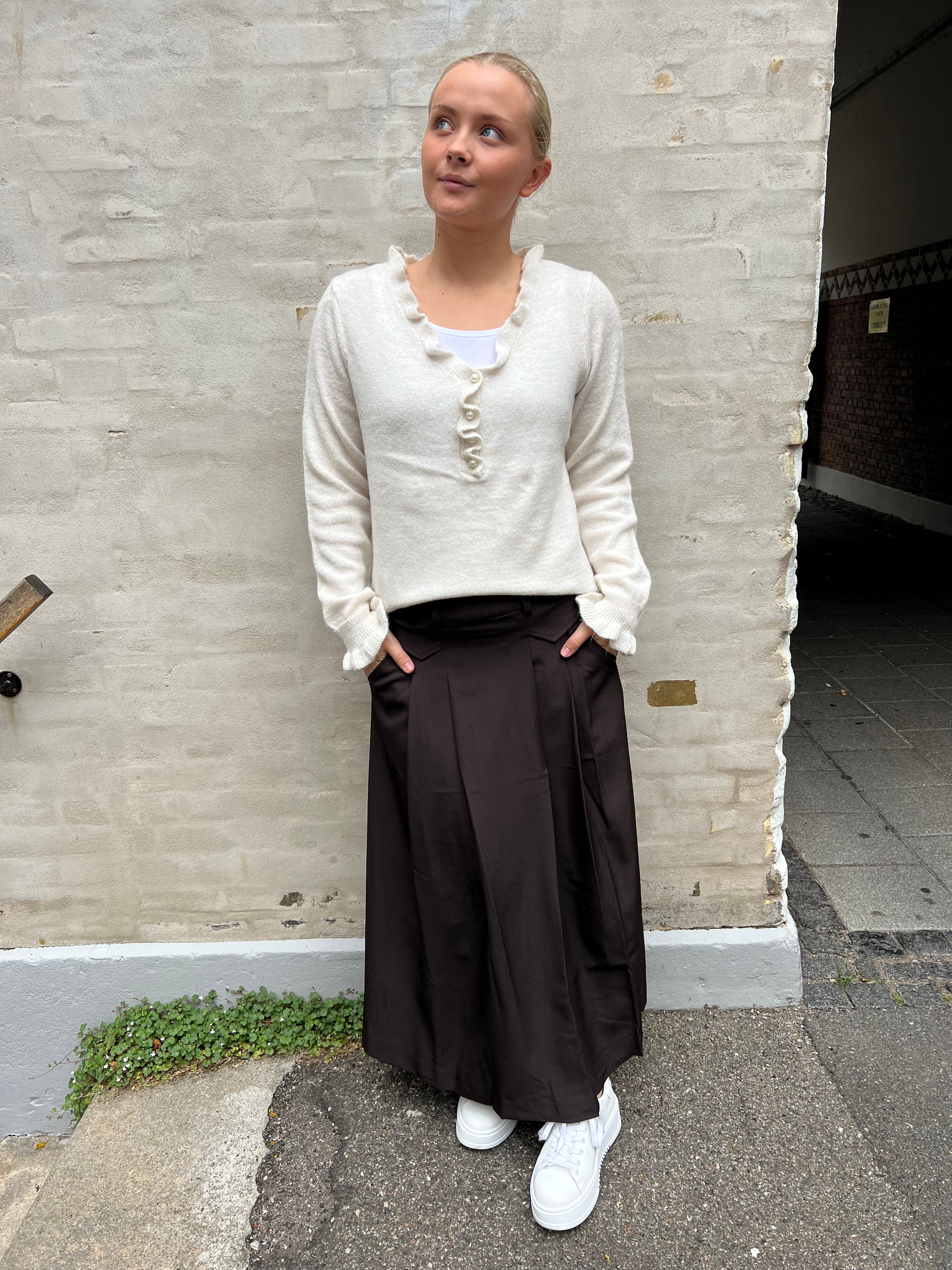 LunaCC Pocket Pleat Skirt - Dark Brown